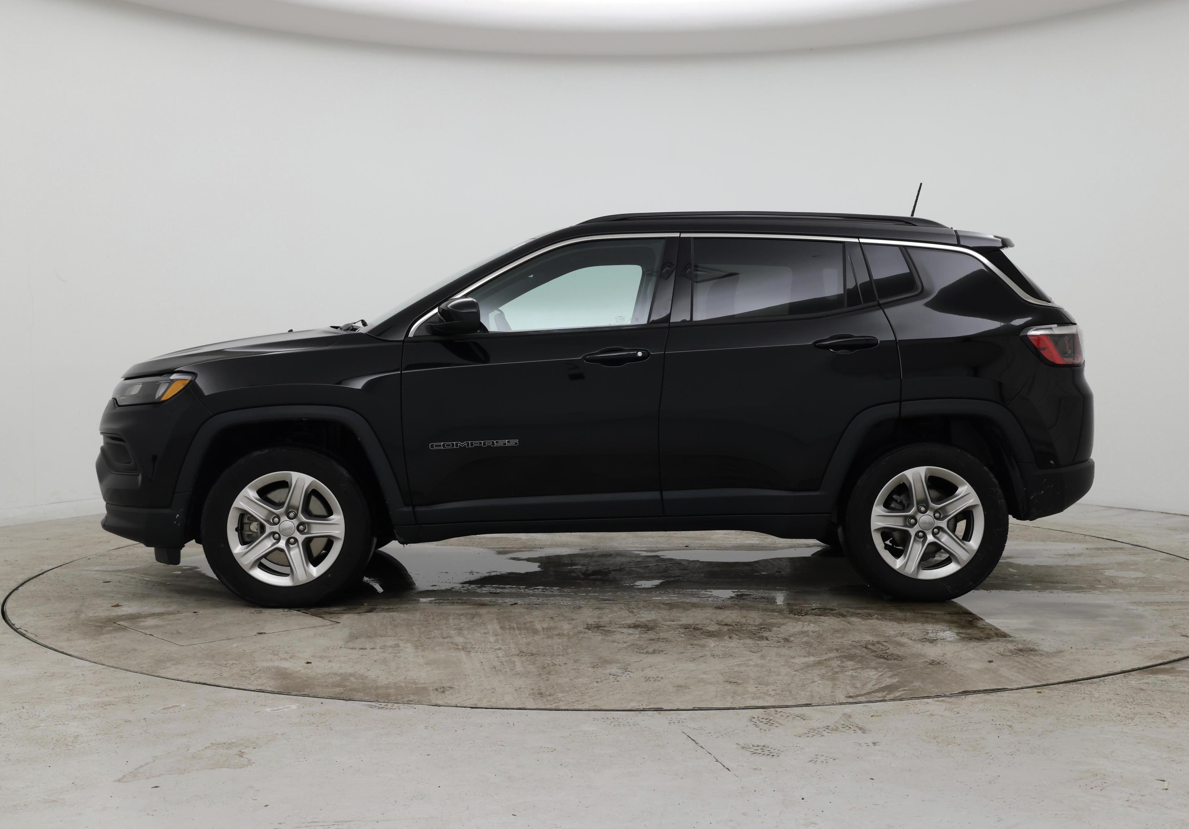 Thumbnail: 2023 Jeep Compass - 3