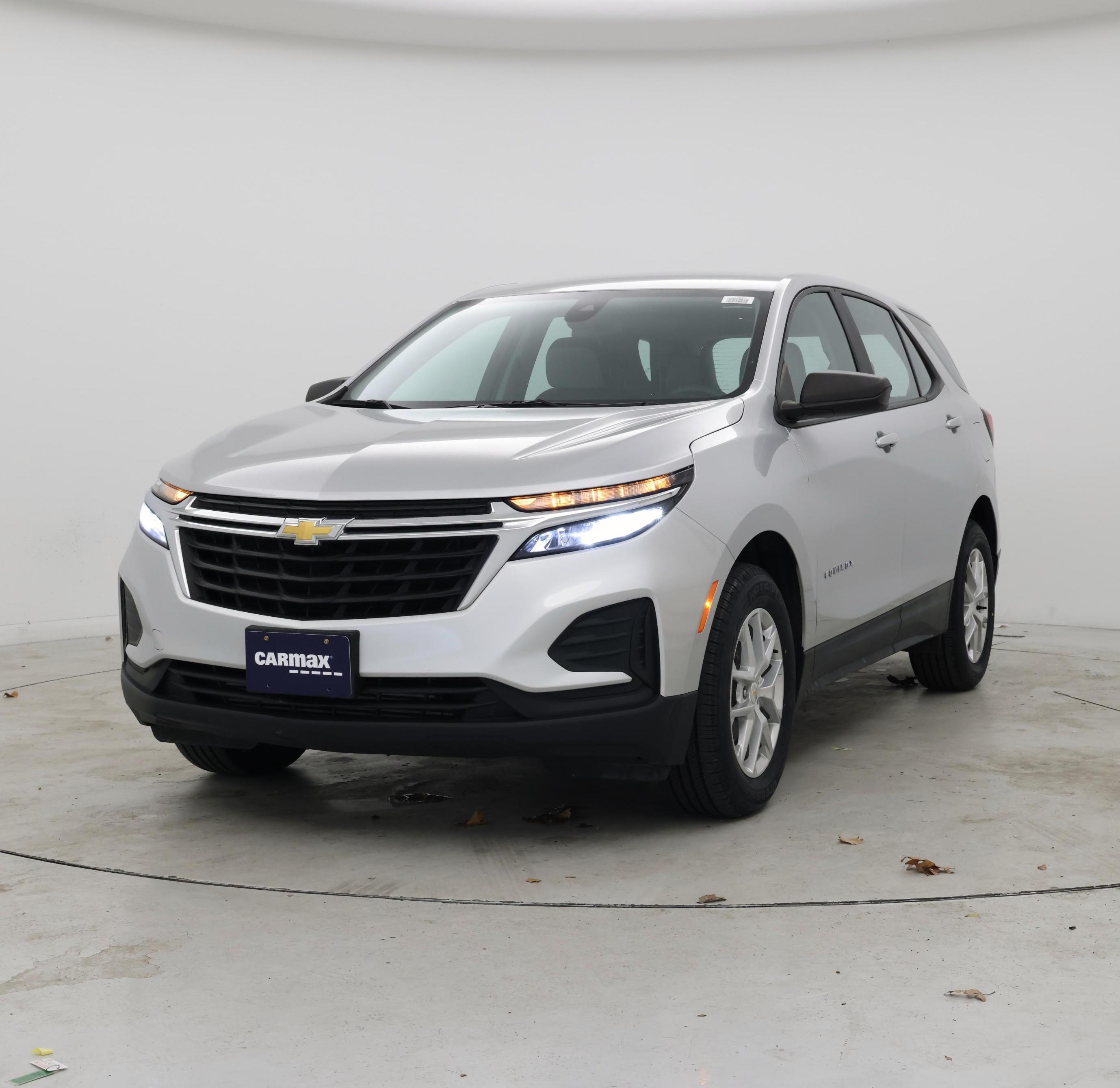 Thumbnail: 2022 Chevrolet Equinox - 4