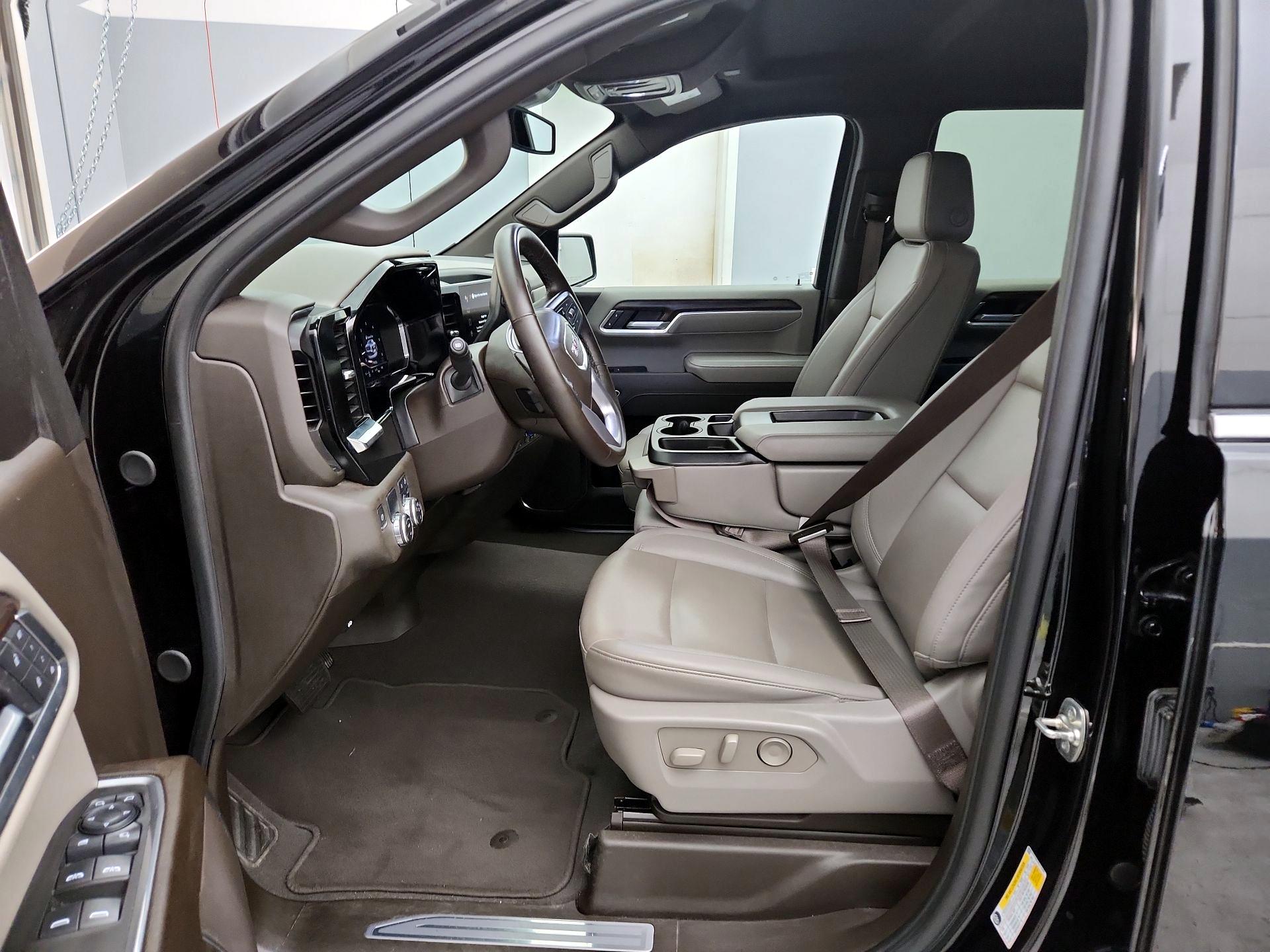 Thumbnail: 2025 GMC Sierra 1500 - 11