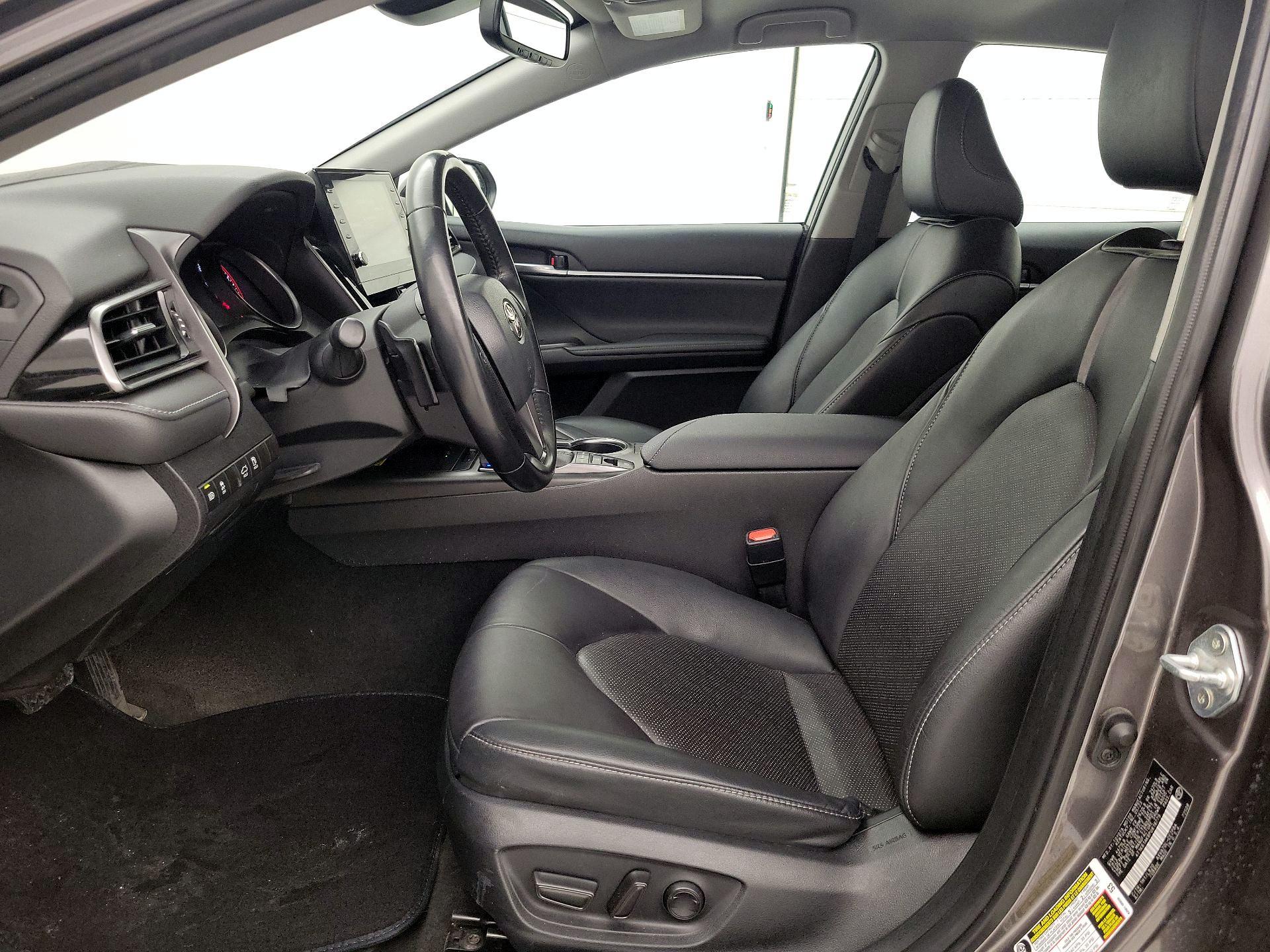 Thumbnail: 2023 Toyota Camry - 11