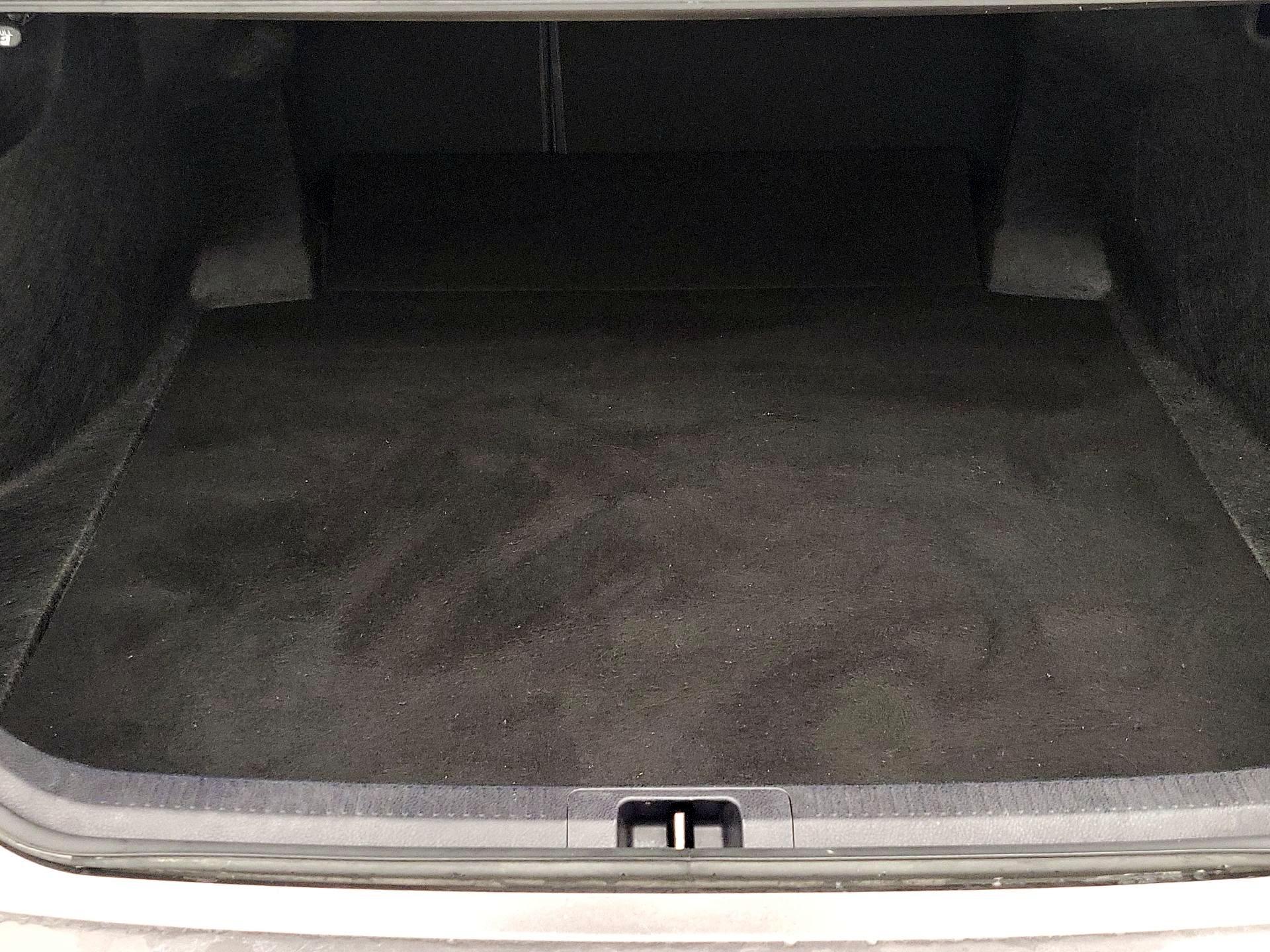 Thumbnail: 2023 Toyota Camry - 20