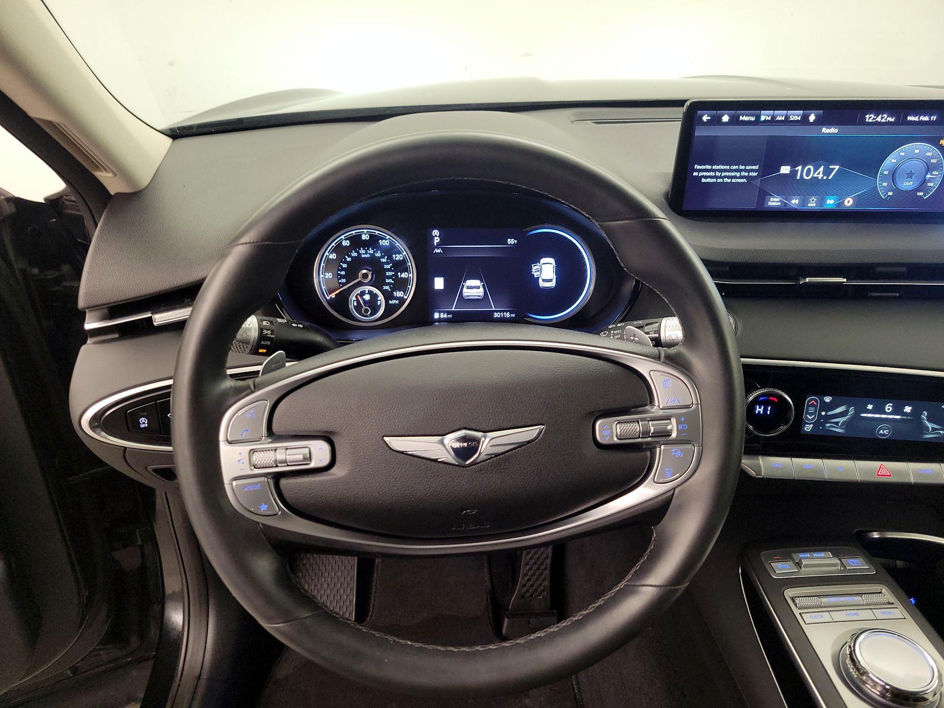 Thumbnail: 2025 Genesis GV70 - 10