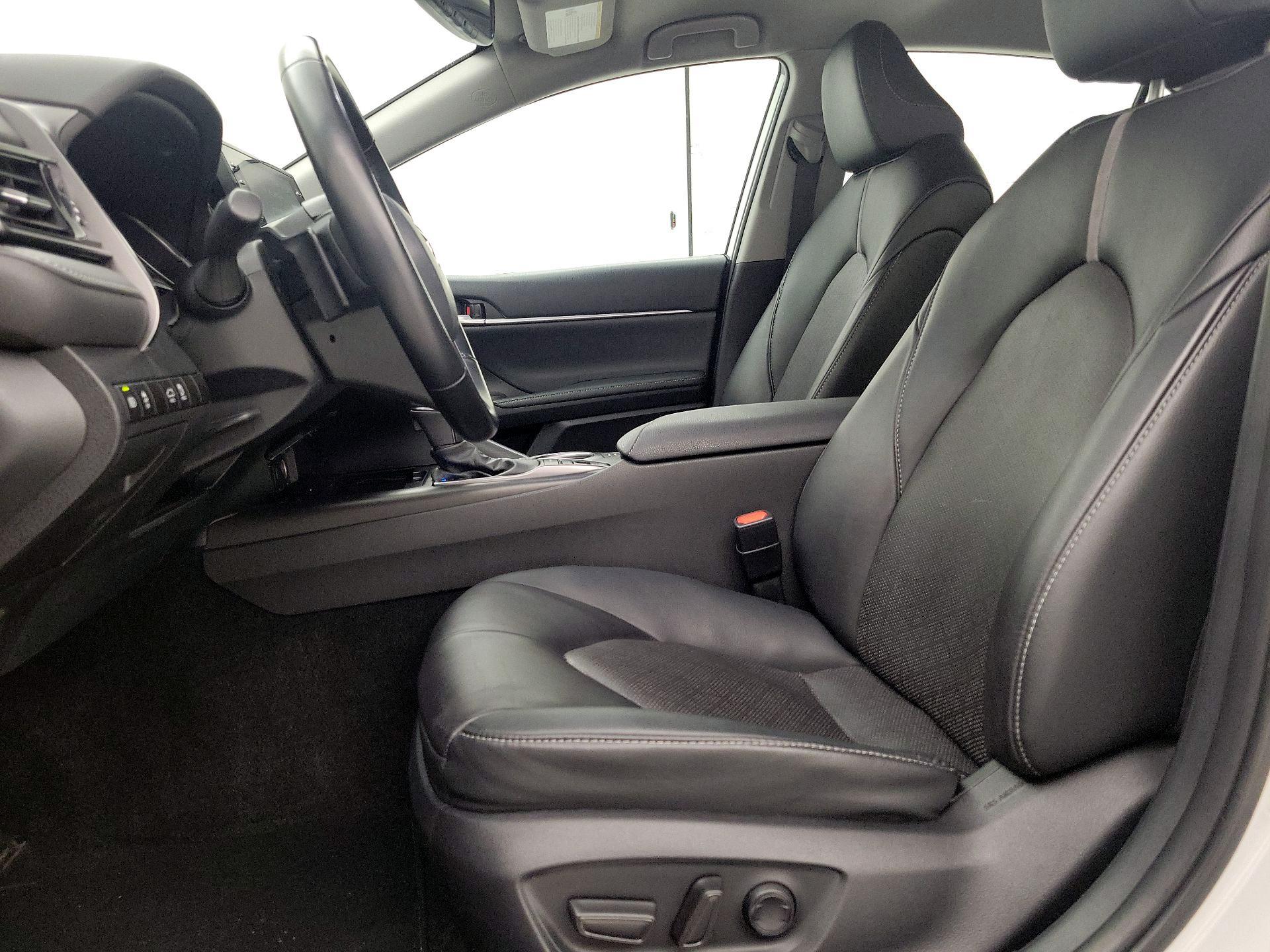 Thumbnail: 2023 Toyota Camry - 11