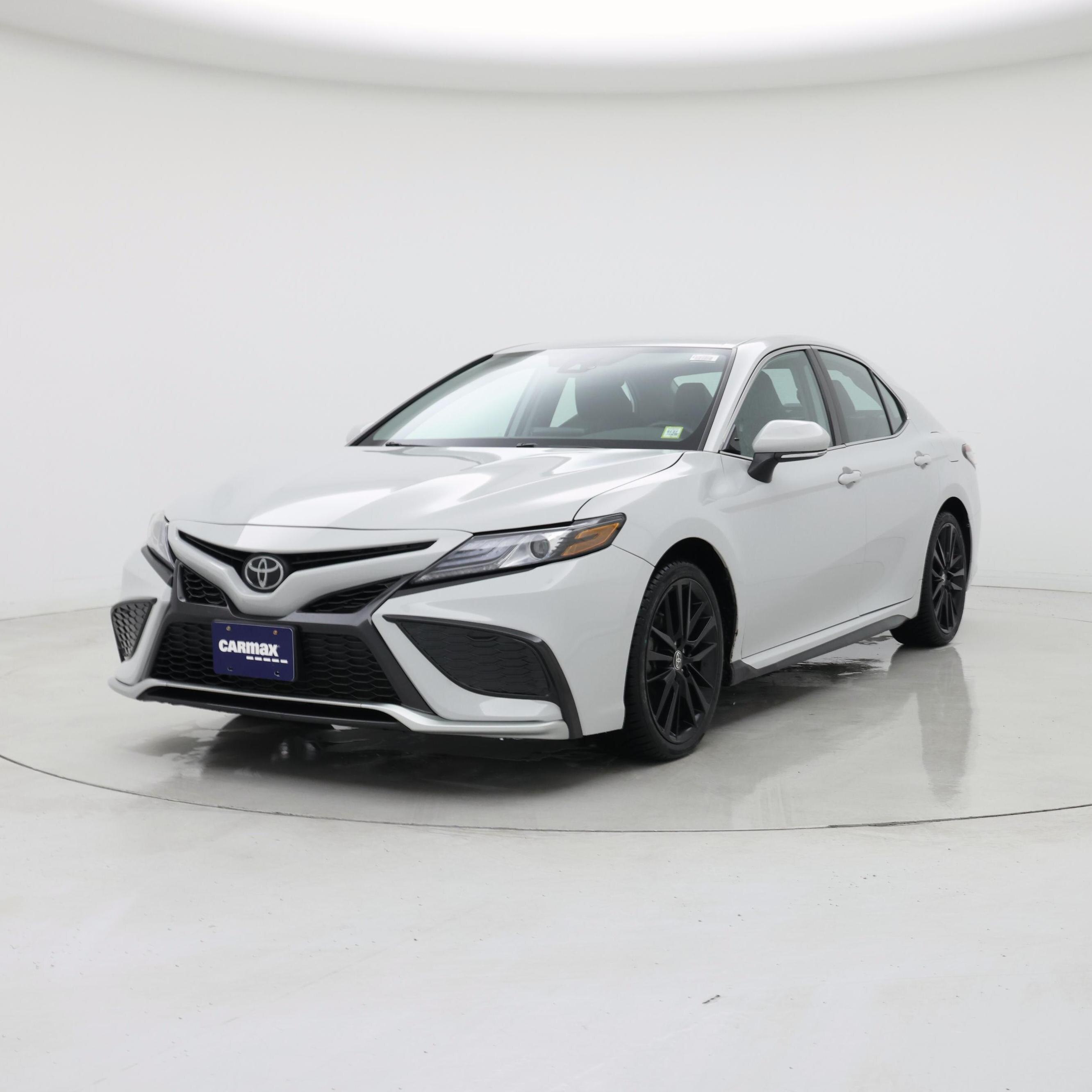 Thumbnail: 2023 Toyota Camry - 4