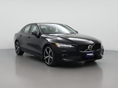 2024 Volvo S60 B5 Plus Dark Theme