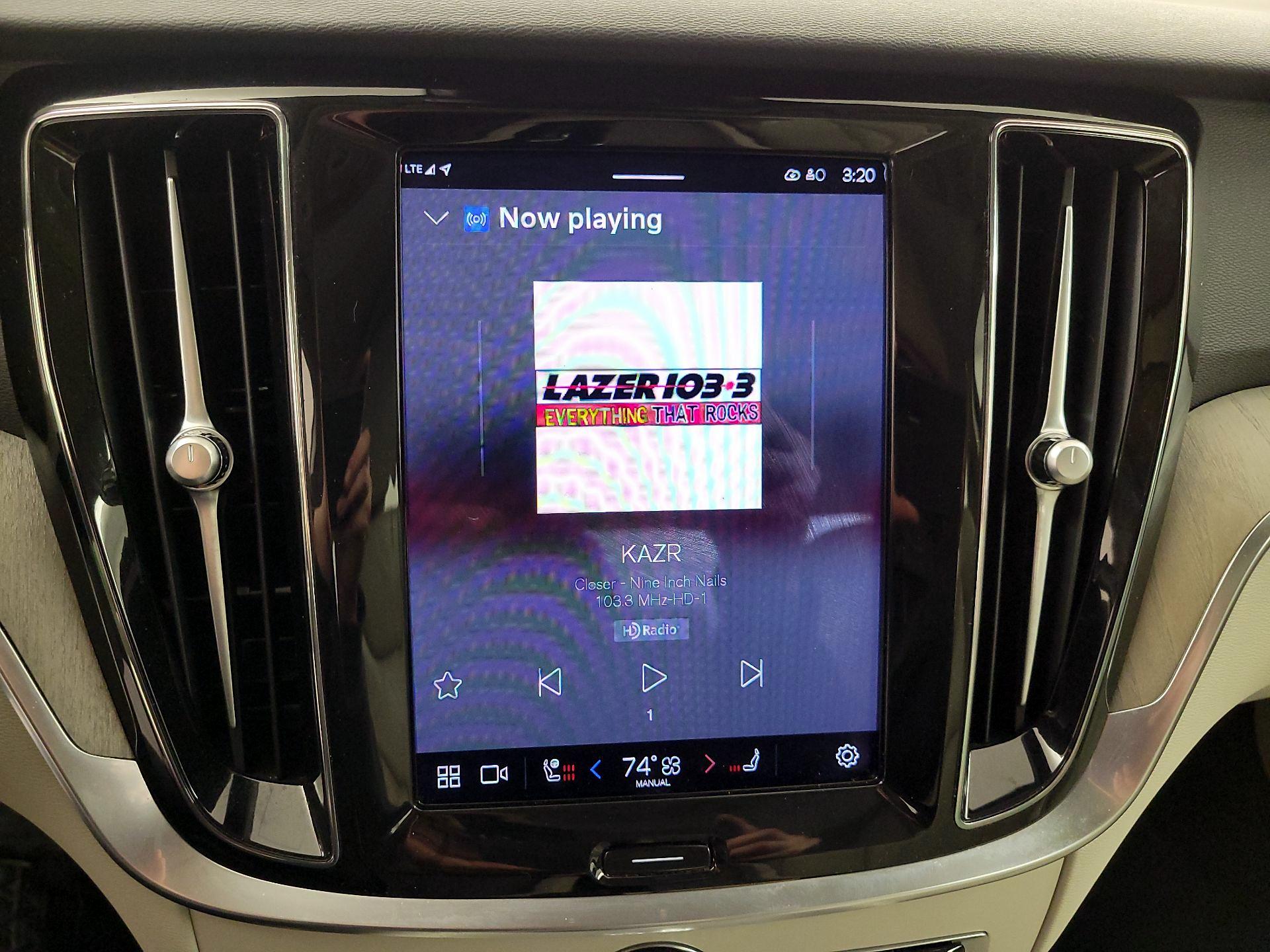 Thumbnail: 2024 Volvo S60 - 16