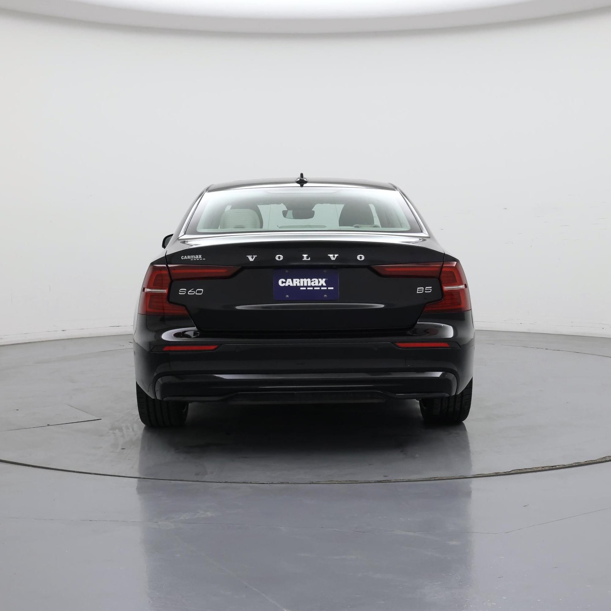 Thumbnail: 2024 Volvo S60 - 6