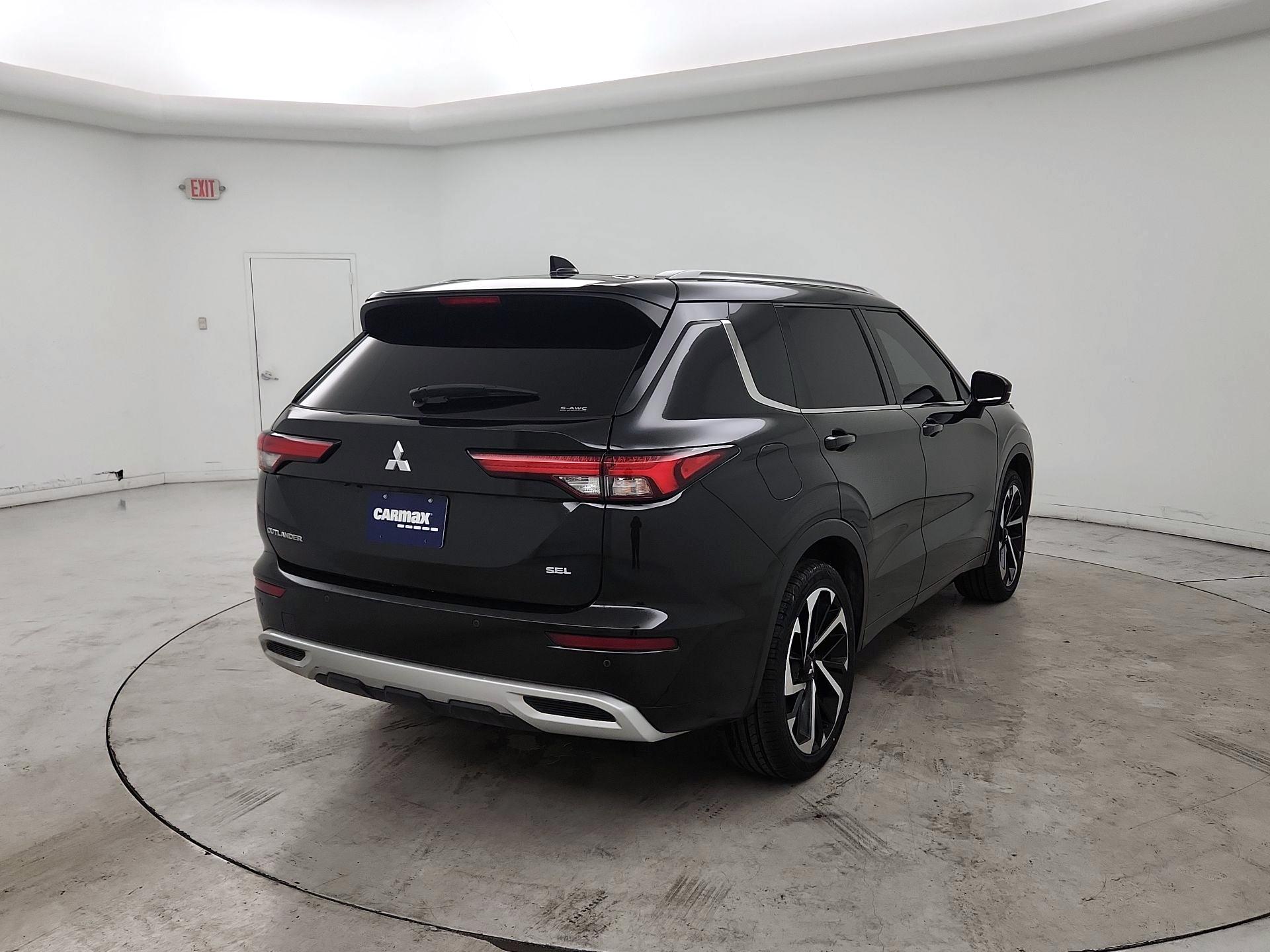 Thumbnail: 2022 Mitsubishi Outlander - 5