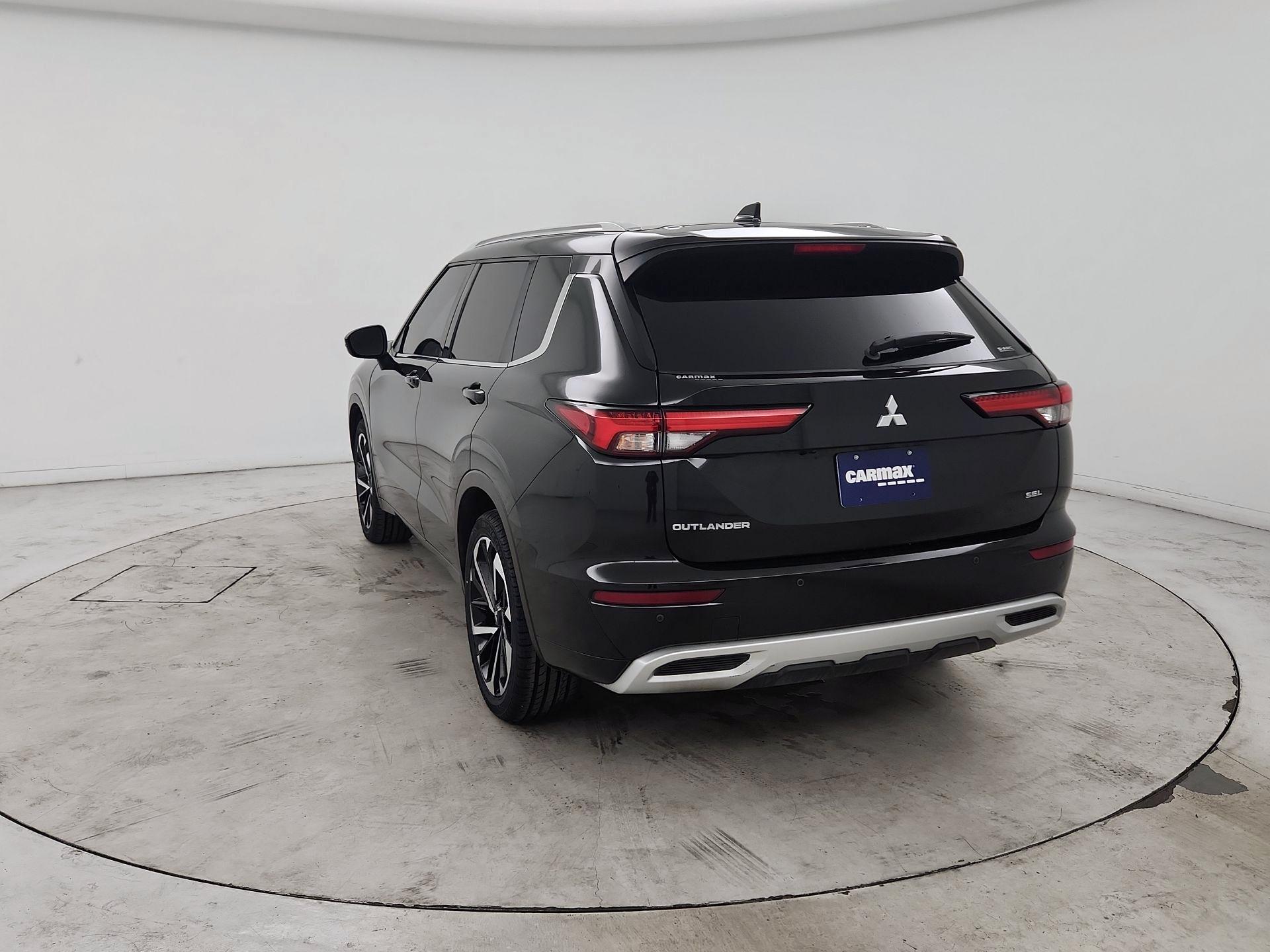 Thumbnail: 2022 Mitsubishi Outlander - 7