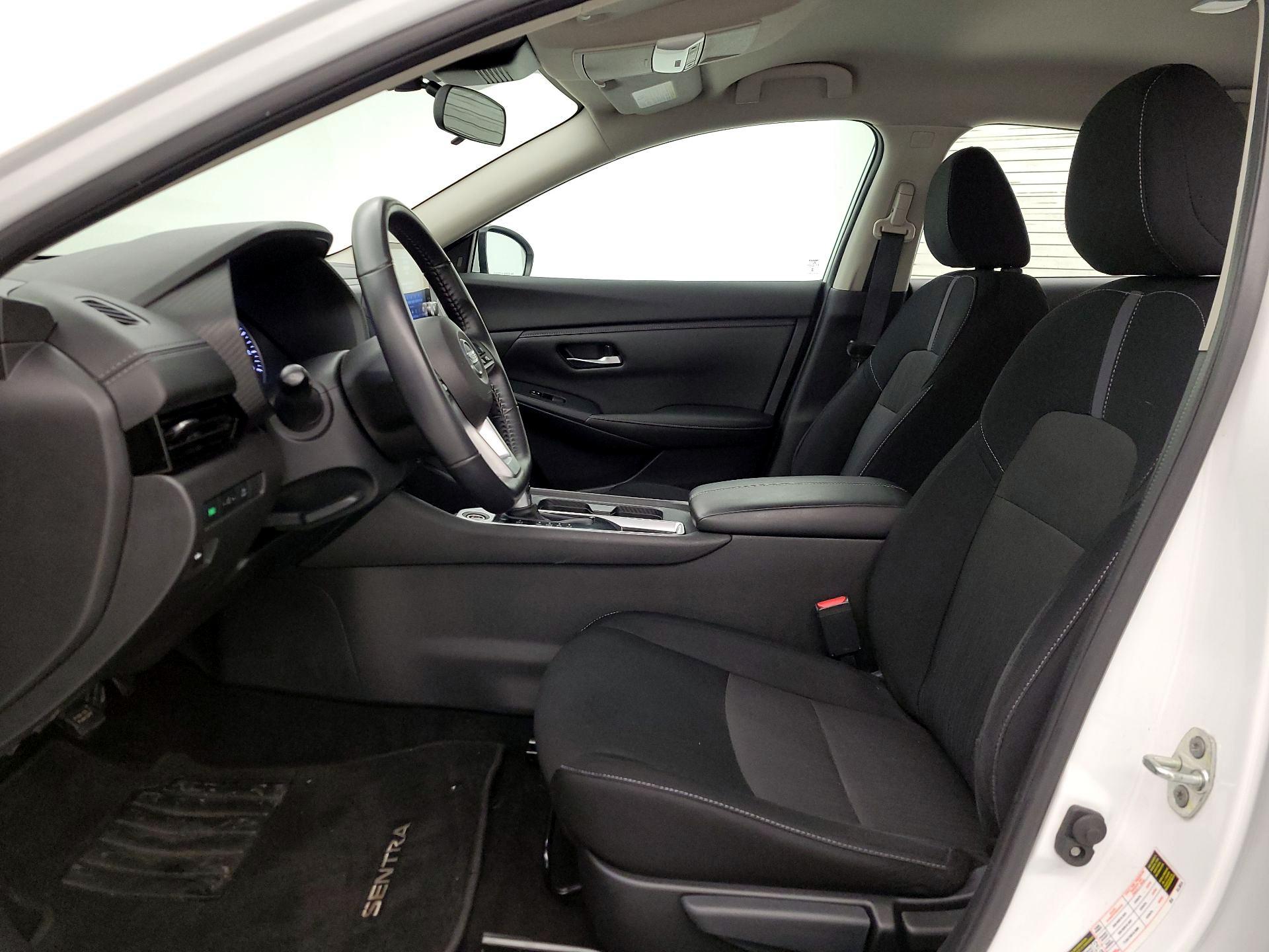 Thumbnail: 2022 Nissan Sentra - 11