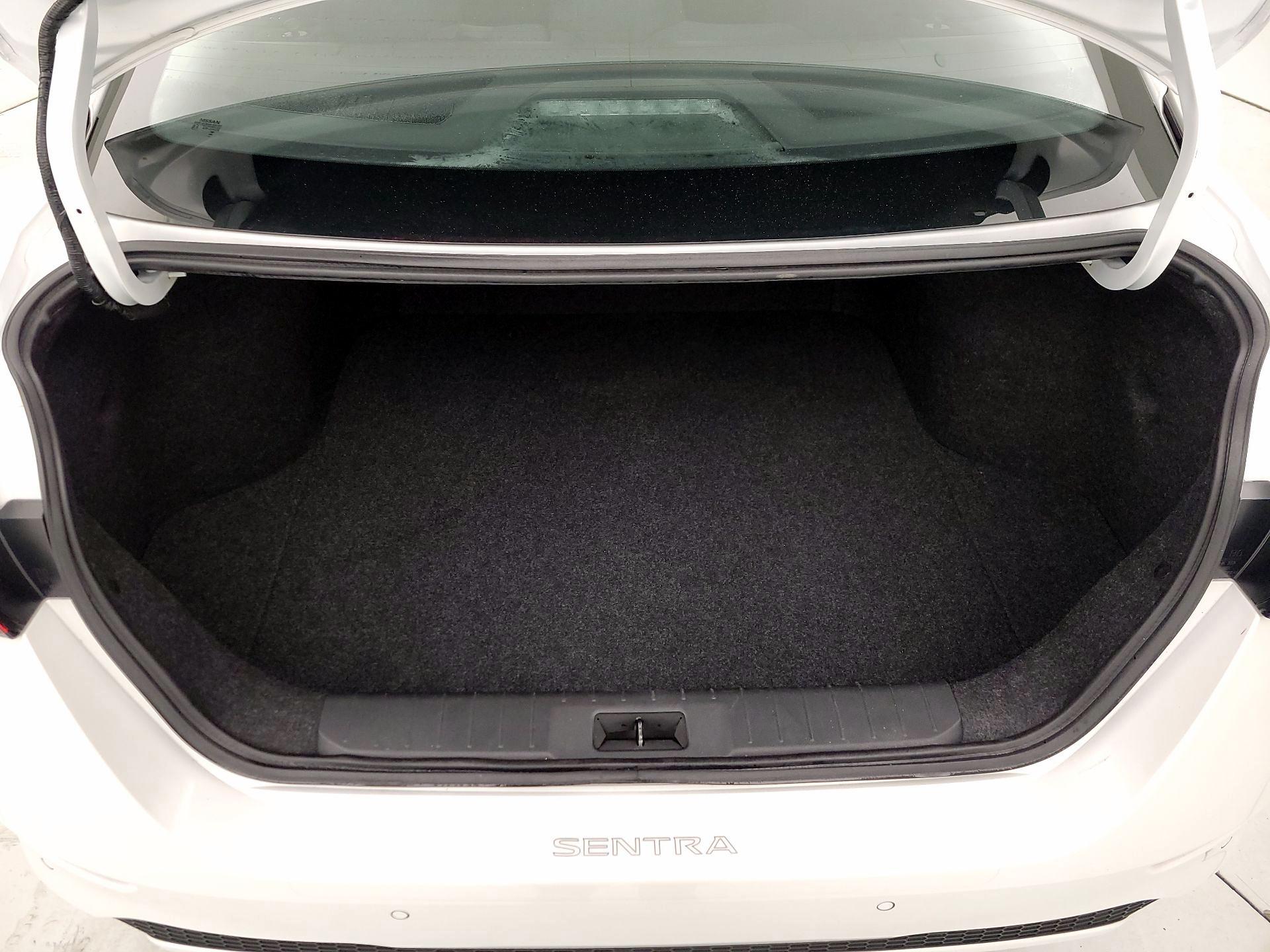 Thumbnail: 2022 Nissan Sentra - 20