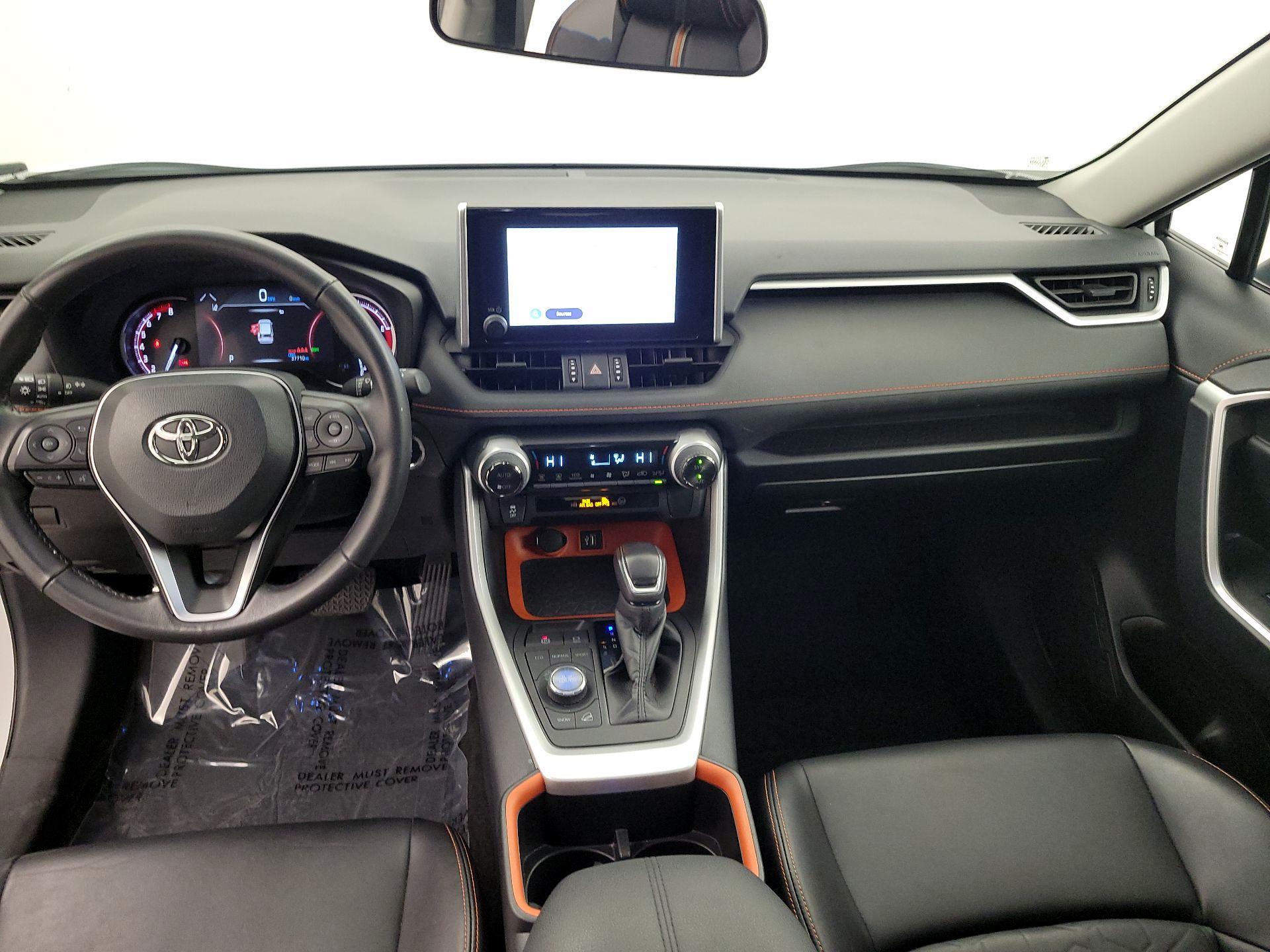 Thumbnail: 2024 Toyota RAV4 - 9