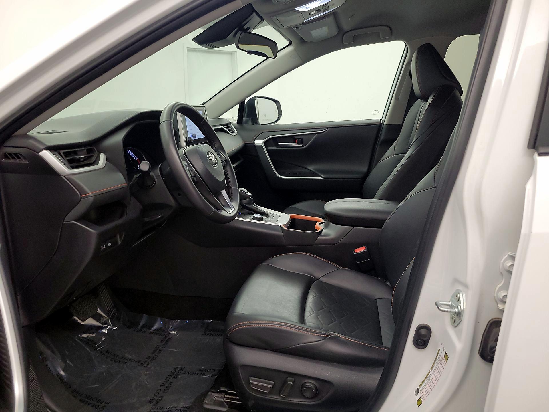 Thumbnail: 2024 Toyota RAV4 - 11