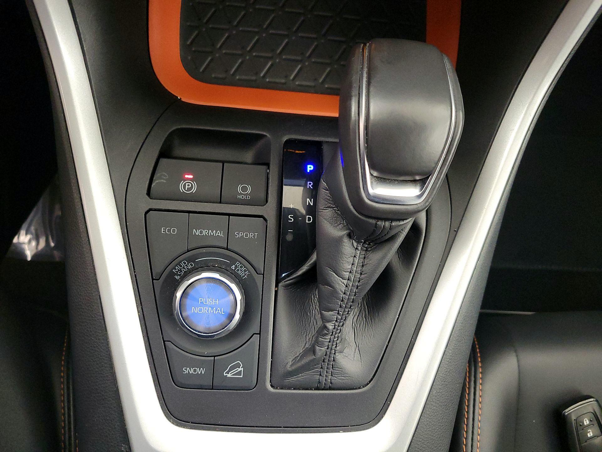 Thumbnail: 2024 Toyota RAV4 - 17