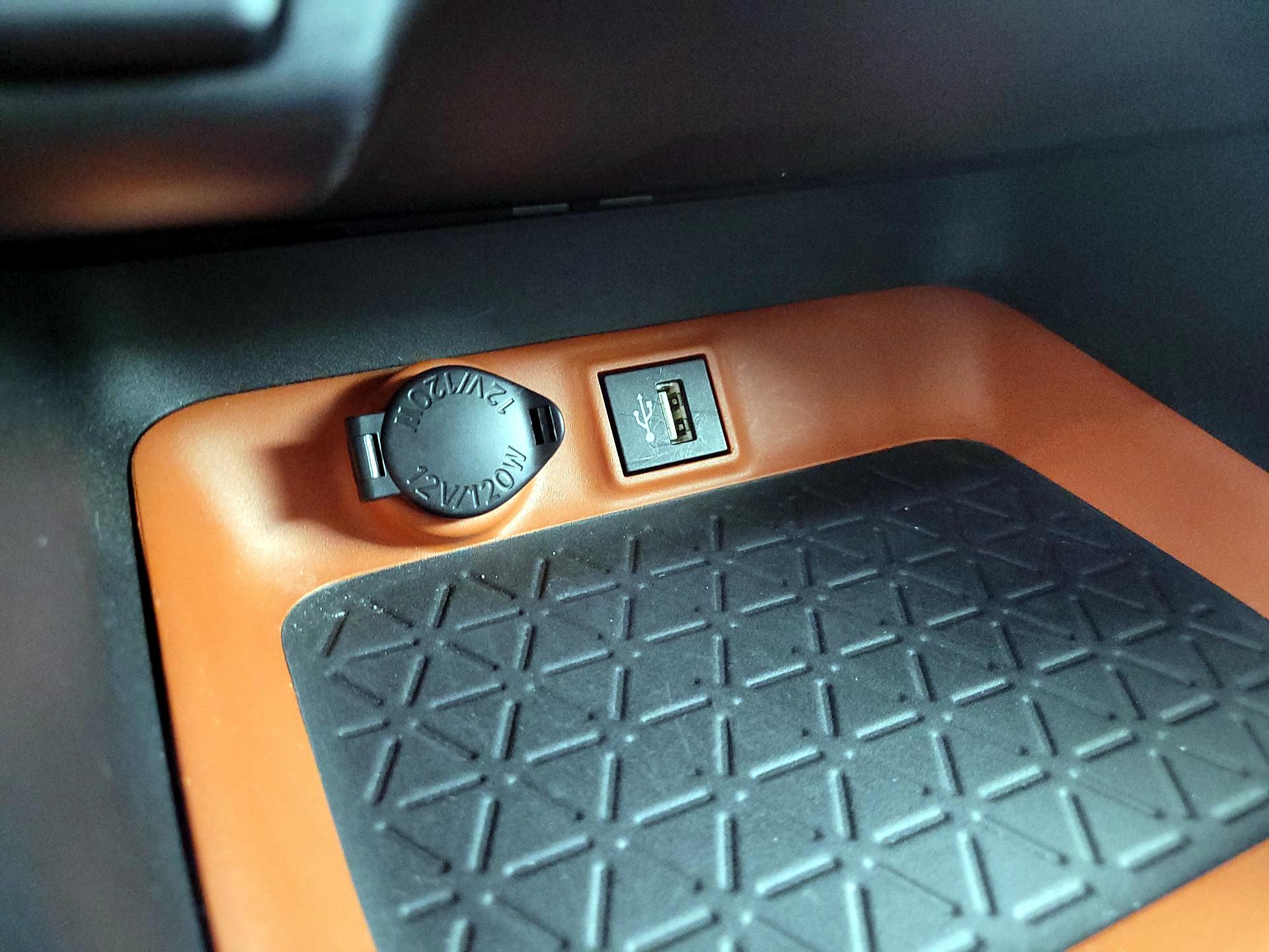 Thumbnail: 2024 Toyota RAV4 - 18