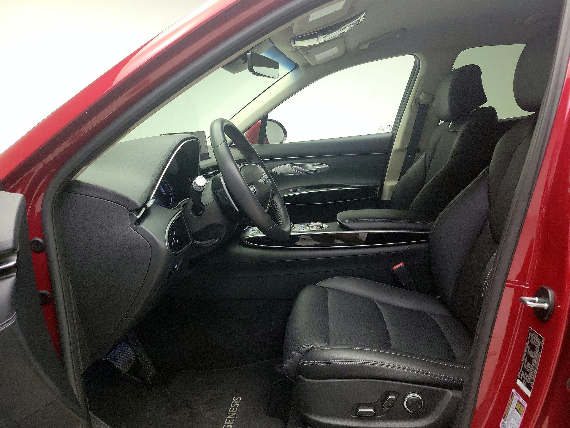 Thumbnail: 2025 Genesis GV70 - 11