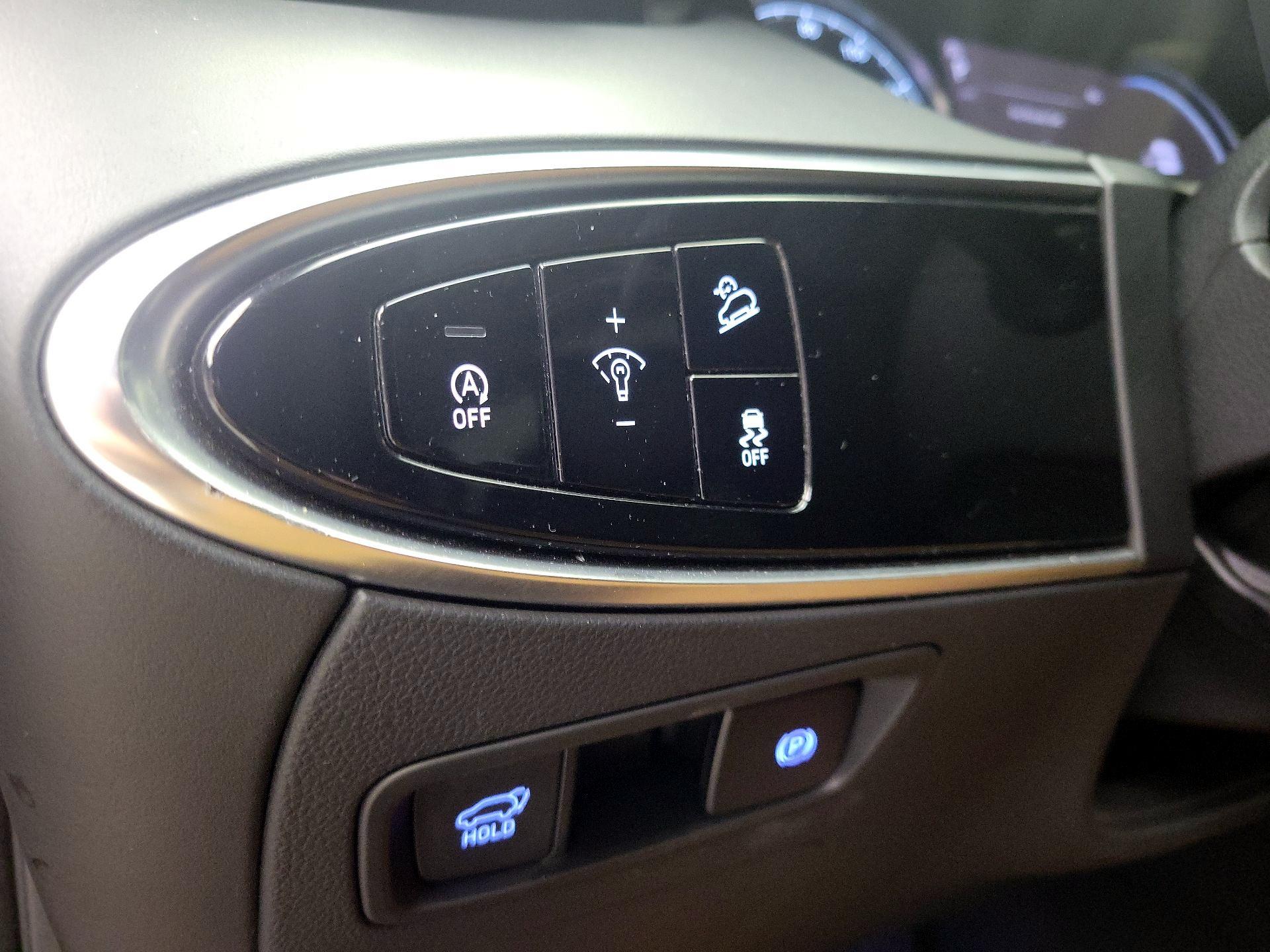 Thumbnail: 2025 Genesis GV70 - 13