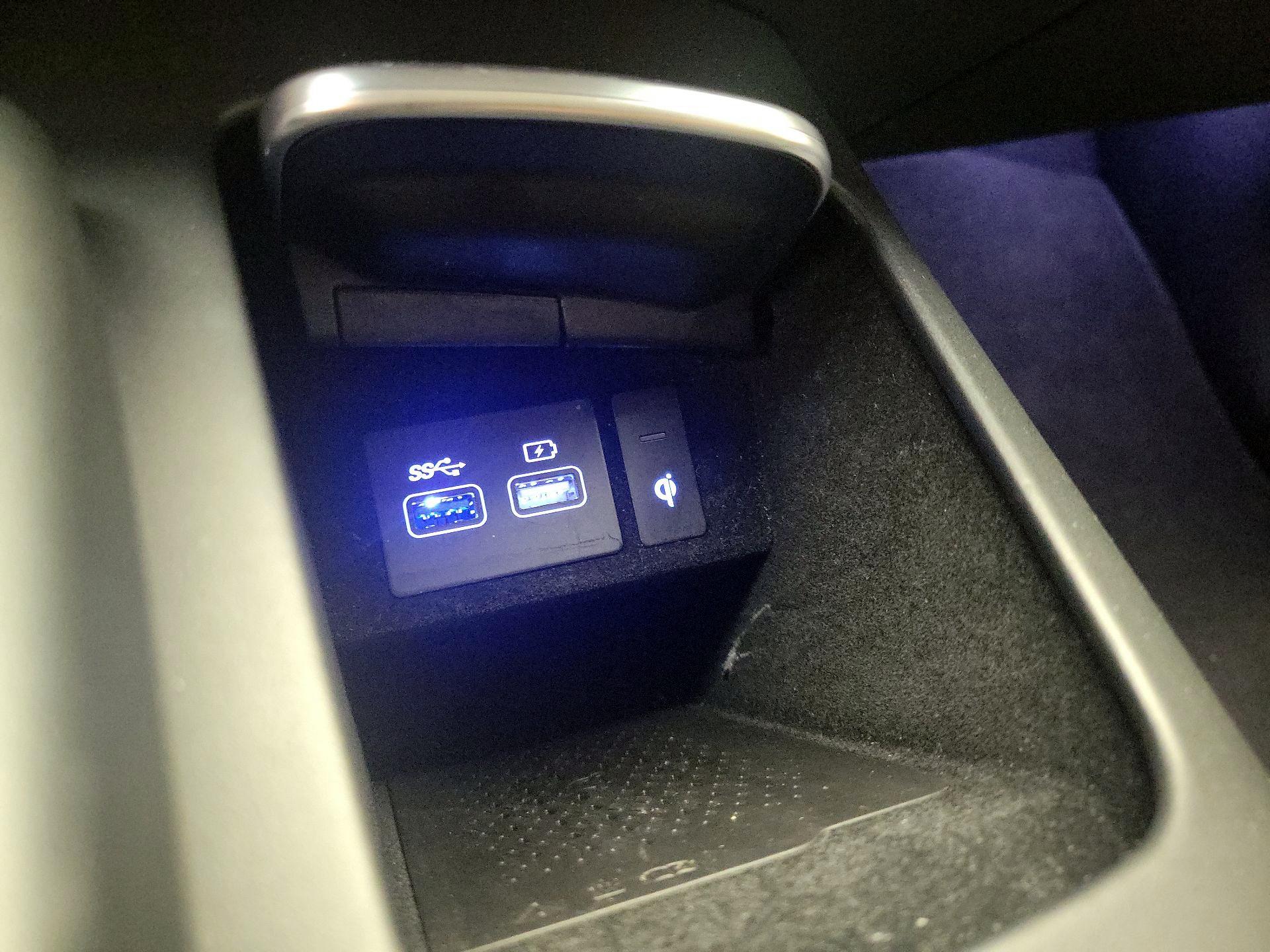 Thumbnail: 2025 Genesis GV70 - 19