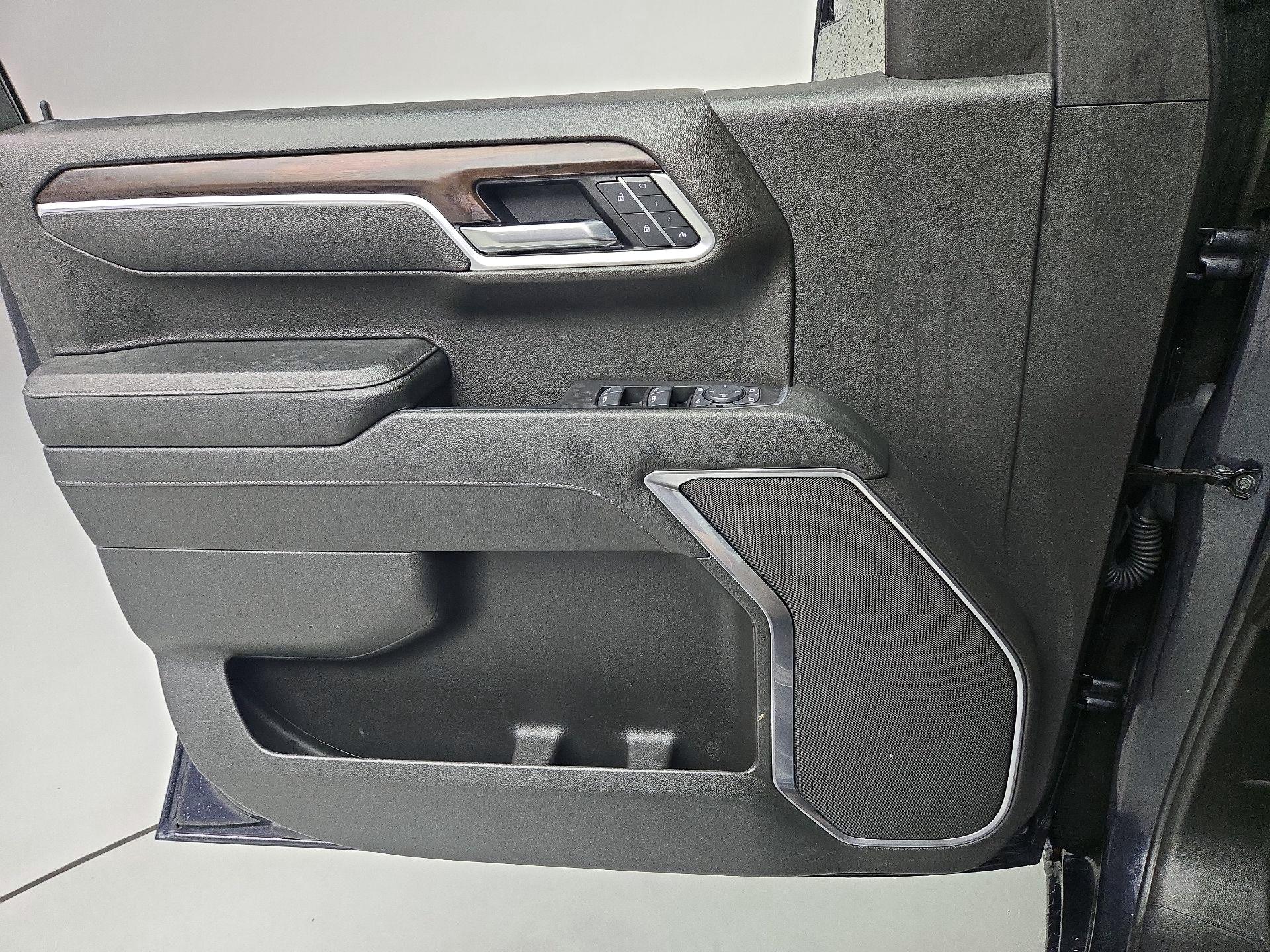 Thumbnail: 2025 GMC Sierra 1500 - 12