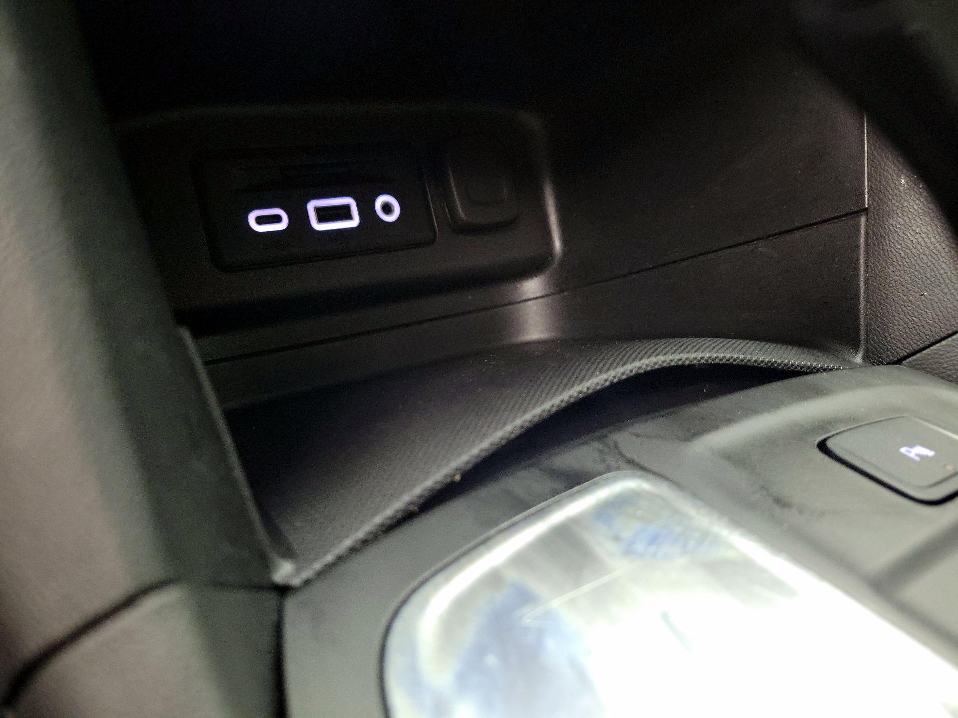 Thumbnail: 2022 Chevrolet Equinox - 19