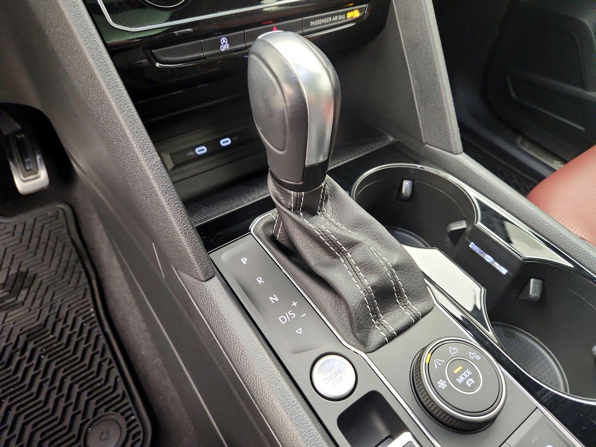 Thumbnail: 2023 Volkswagen Atlas - 18