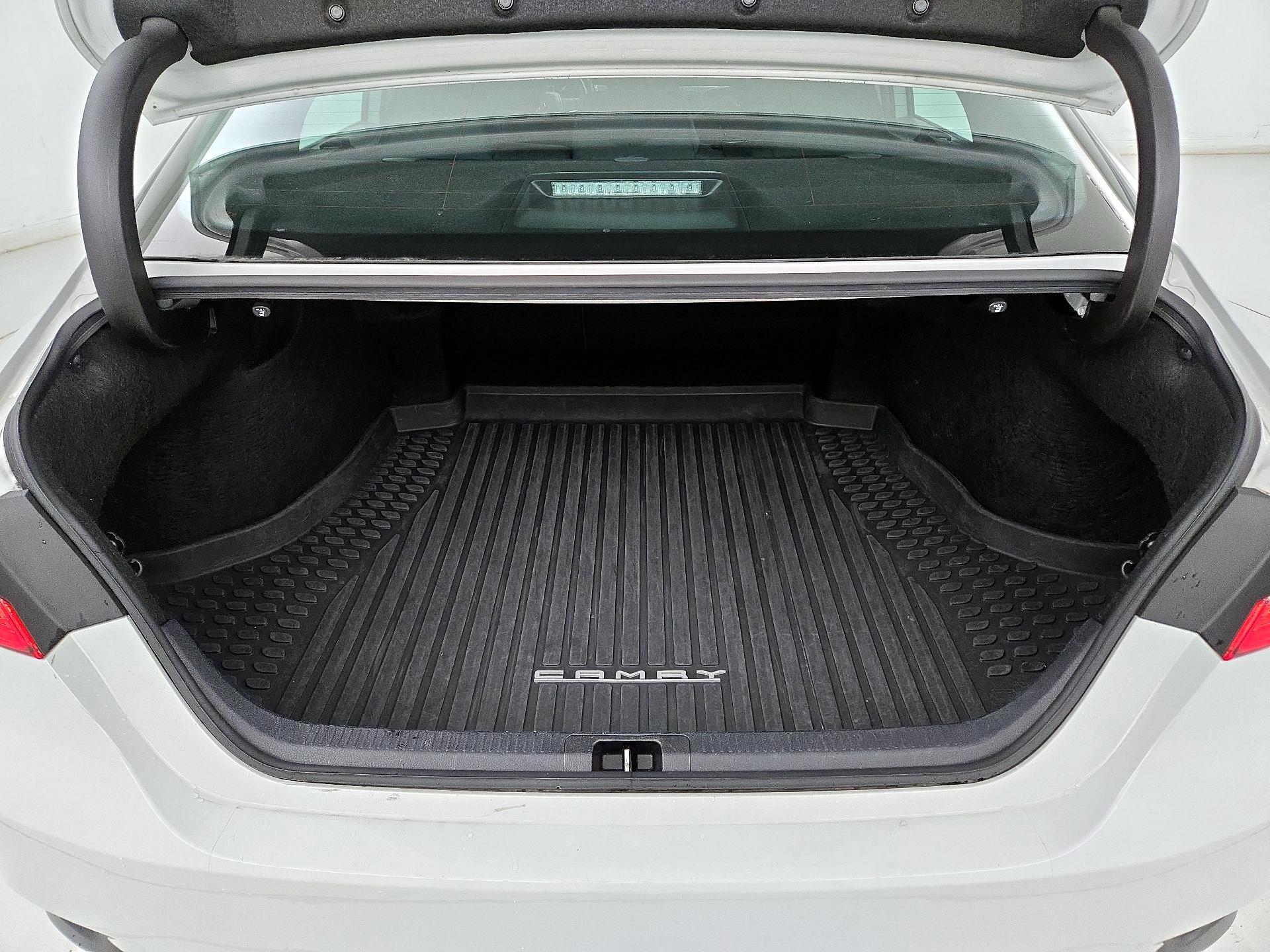 Thumbnail: 2024 Toyota Camry - 20