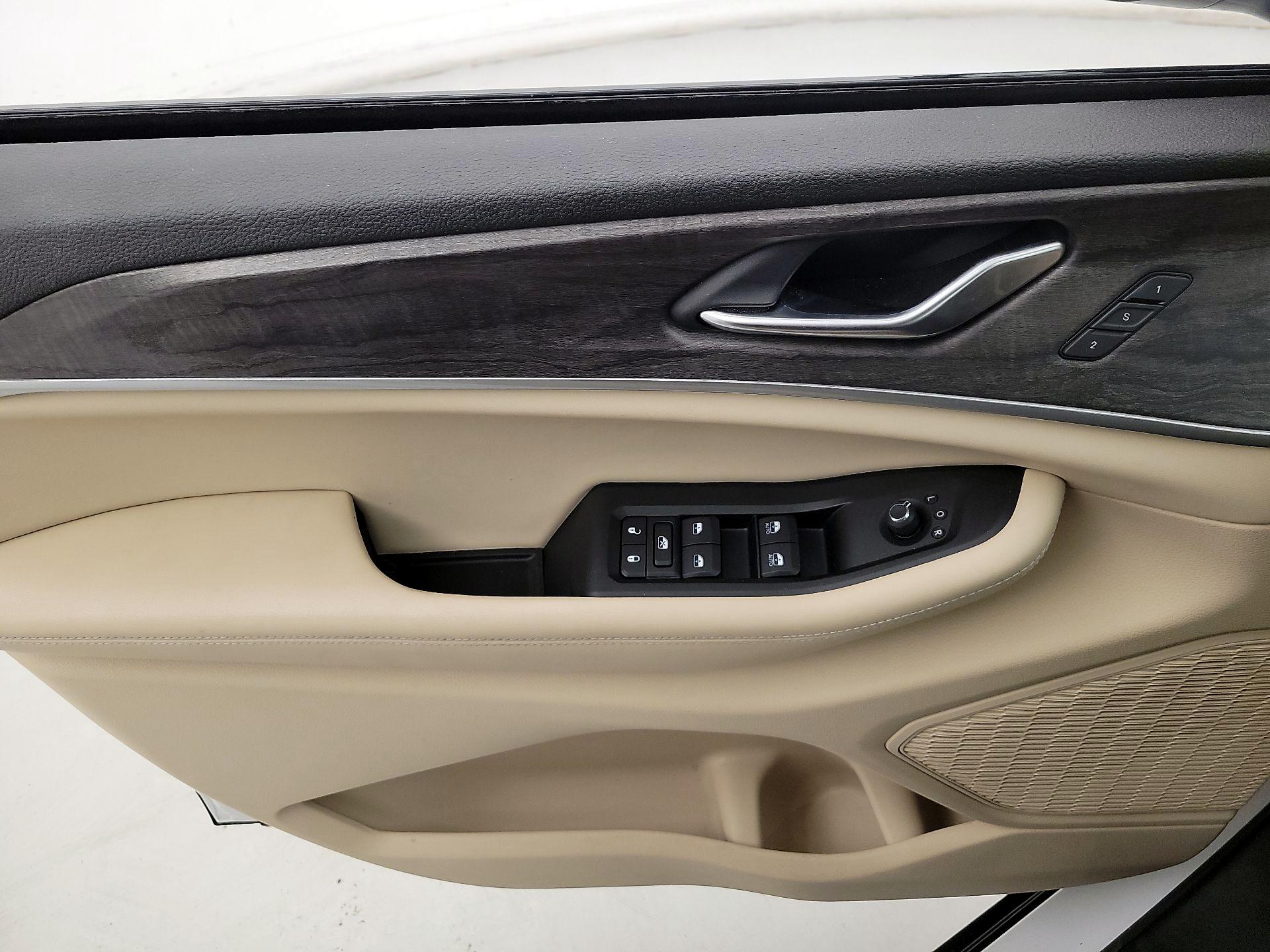 Thumbnail: 2023 Jeep Grand Cherokee - 12