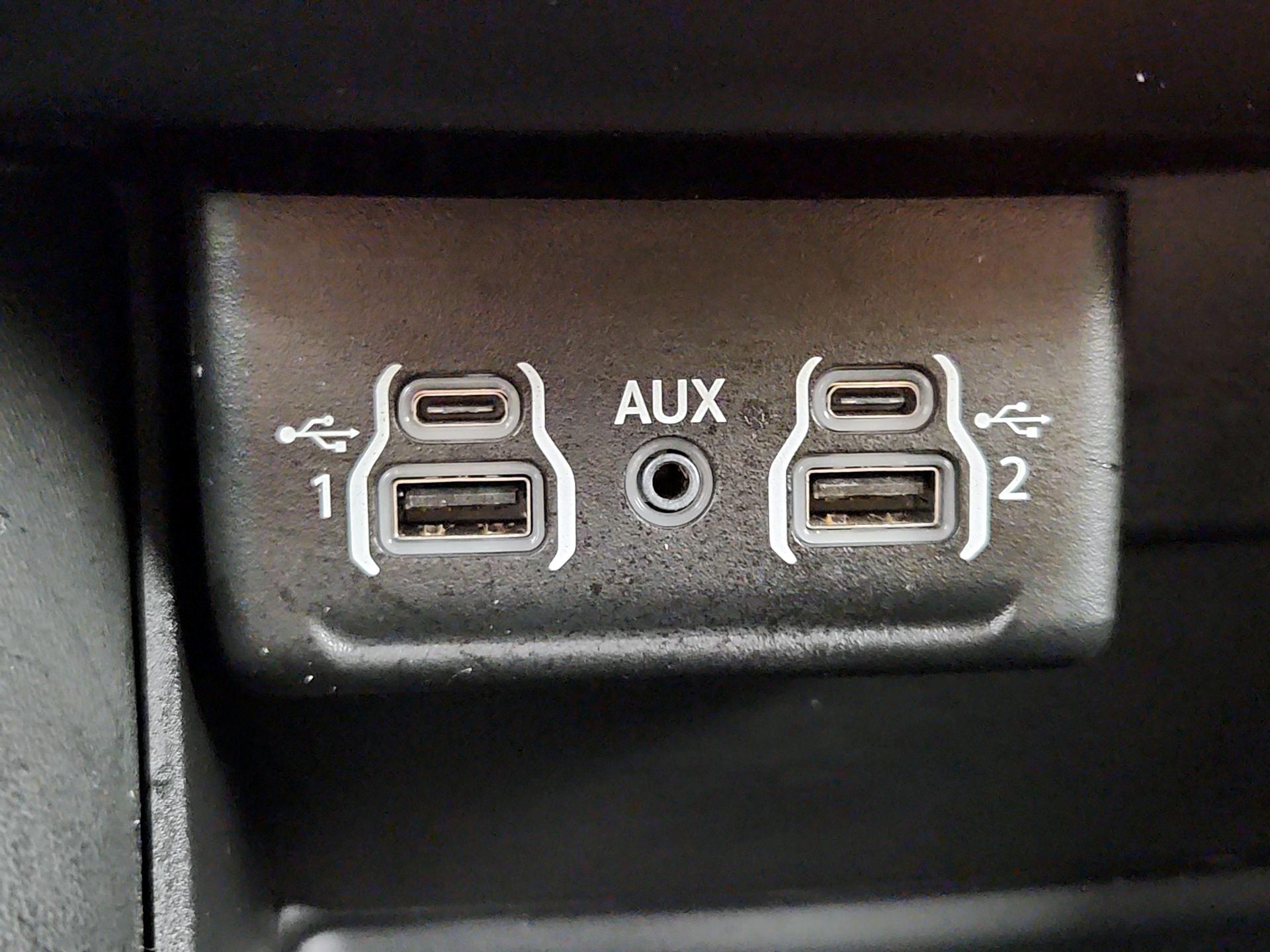 Thumbnail: 2022 Dodge Durango - 18