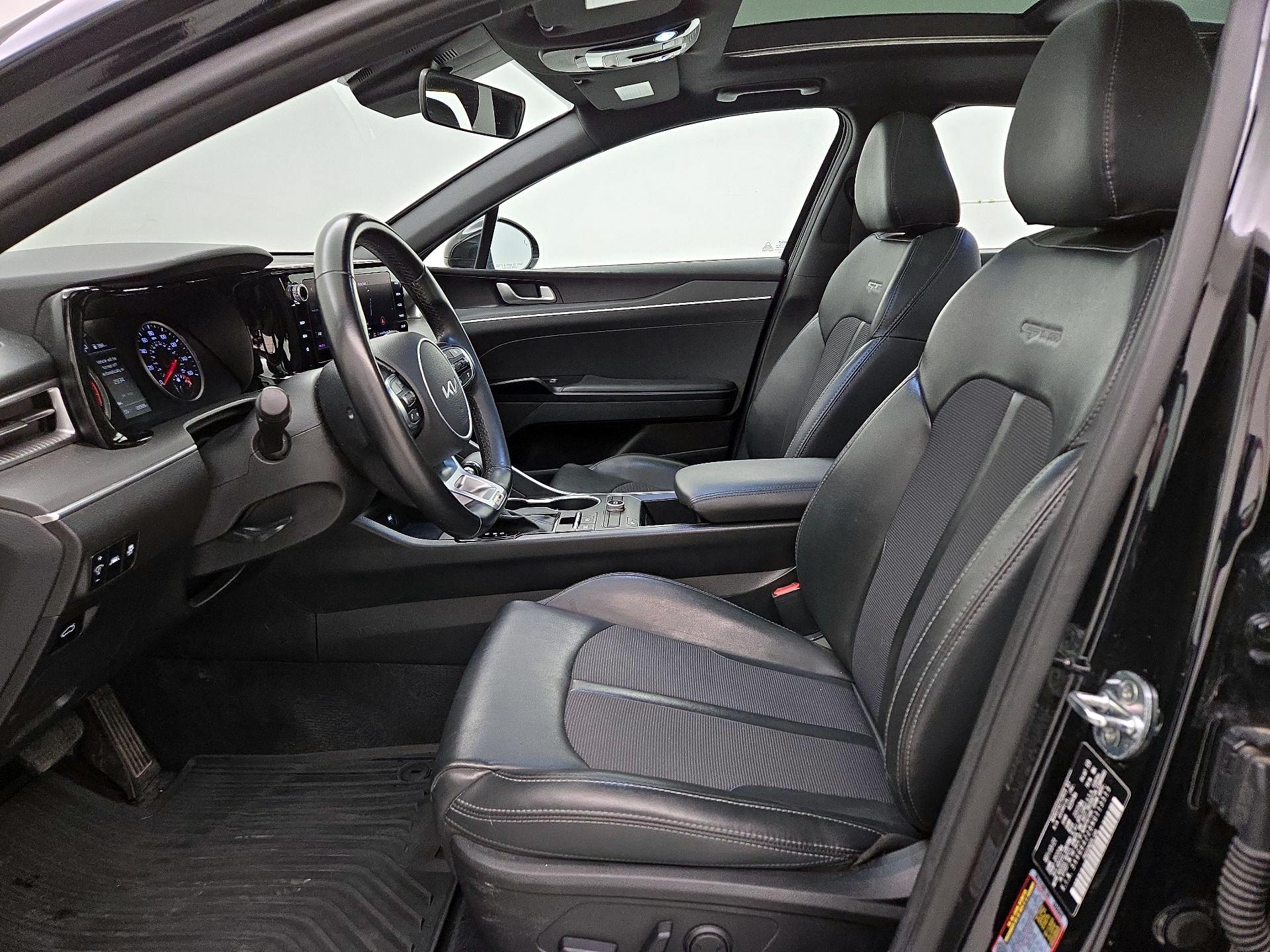 Thumbnail: 2022 Kia K5 - 11