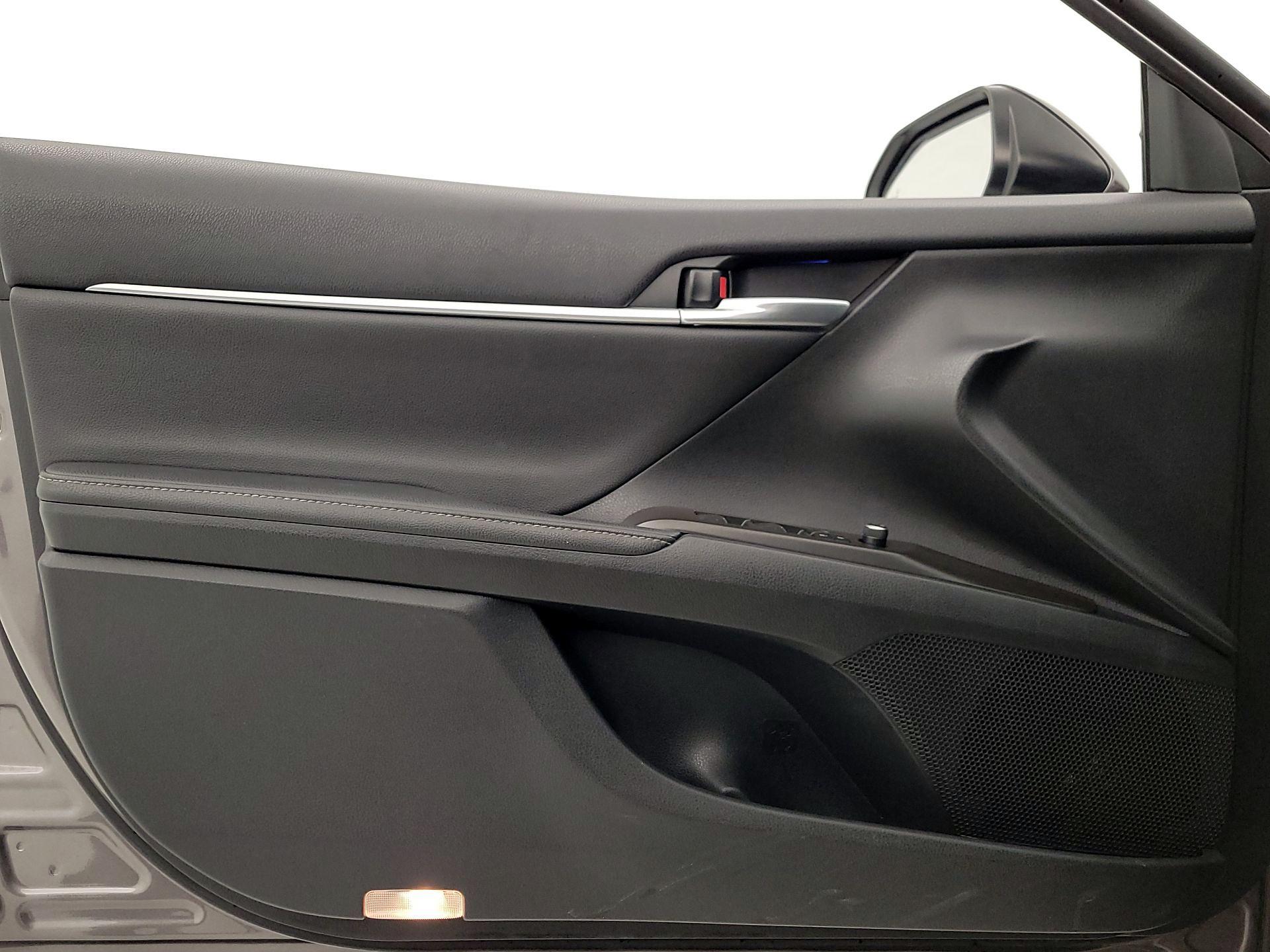 Thumbnail: 2023 Toyota Camry - 12