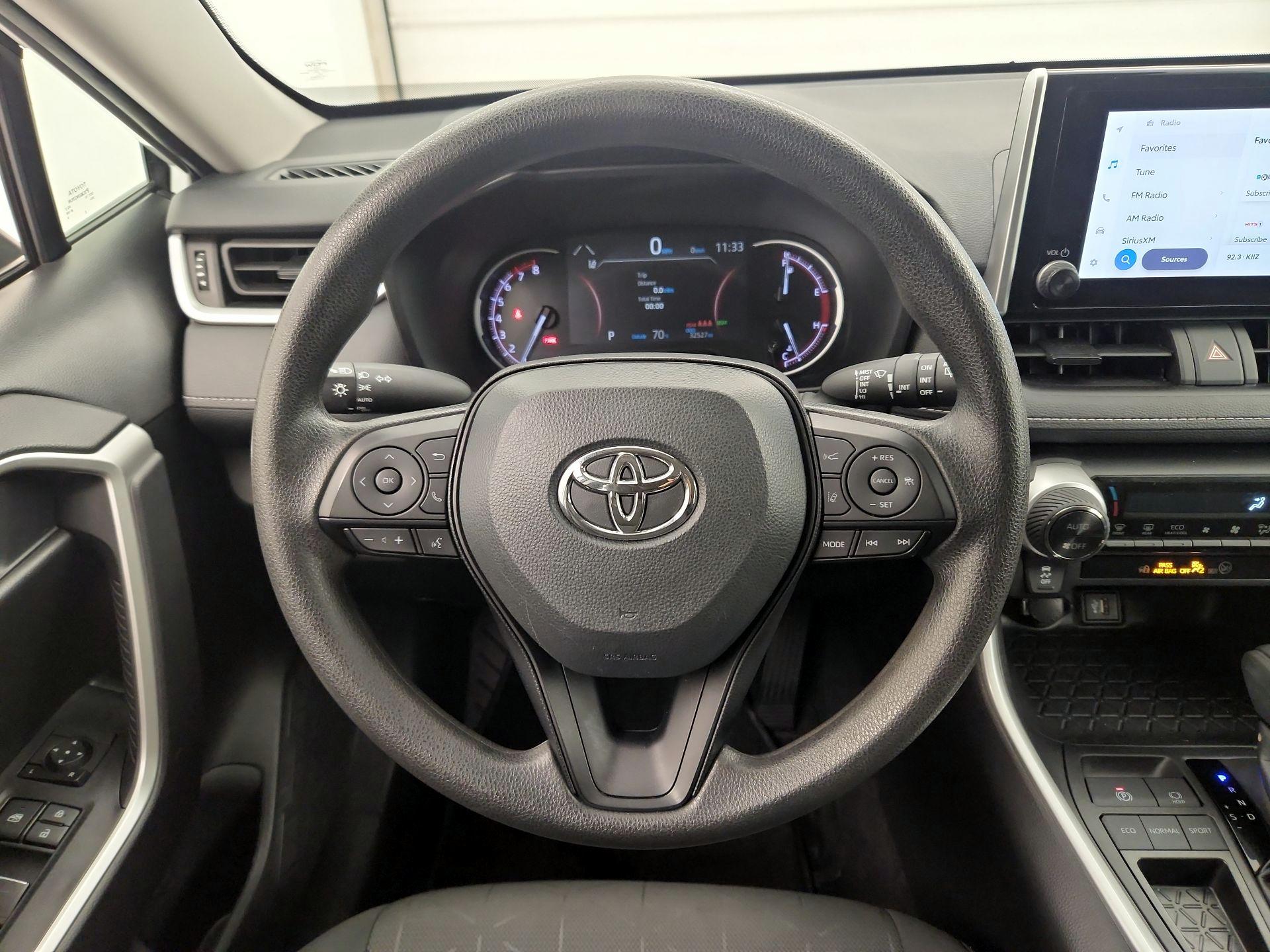 Thumbnail: 2024 Toyota RAV4 - 10