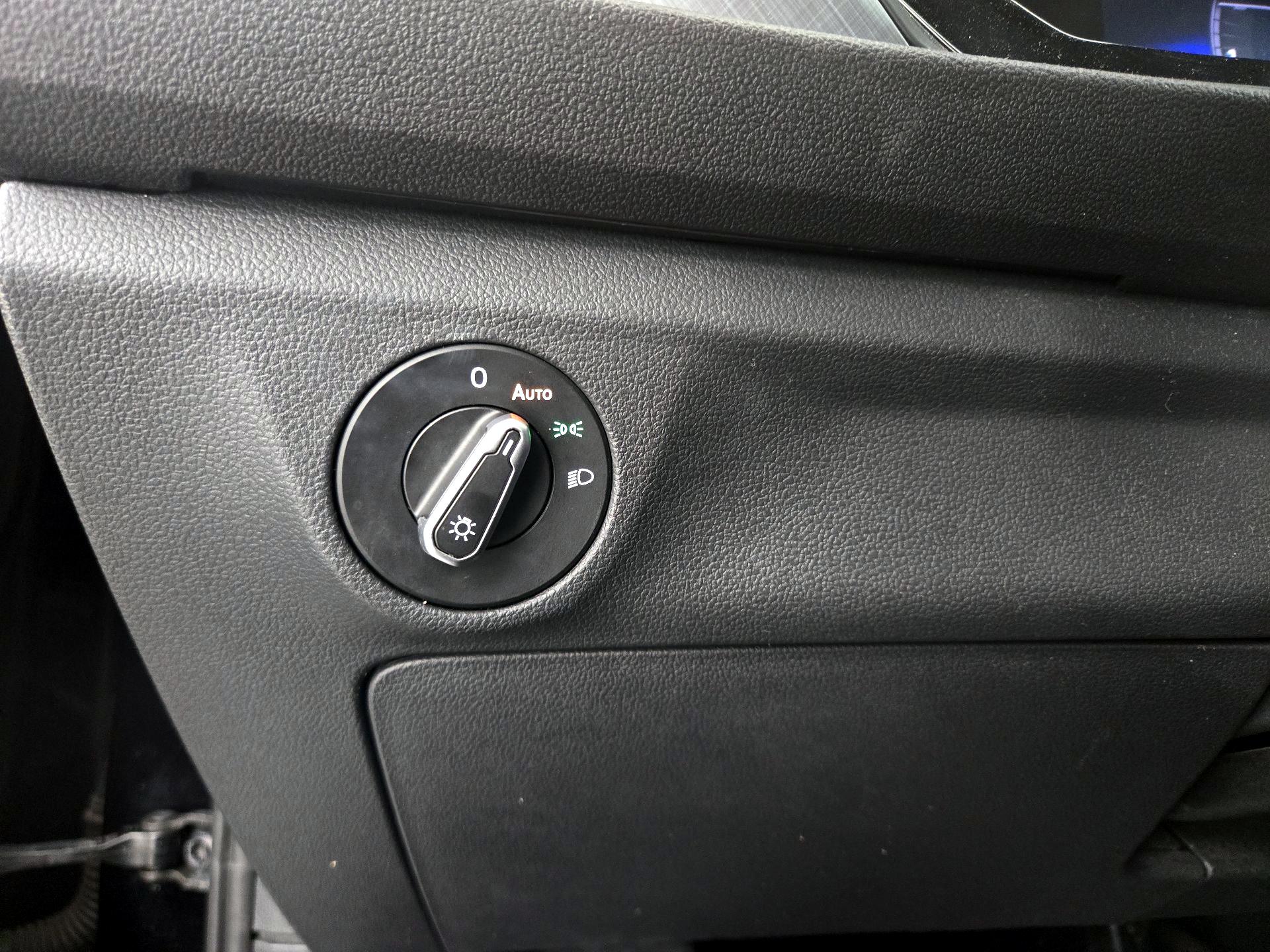 Thumbnail: 2024 Volkswagen Jetta - 13