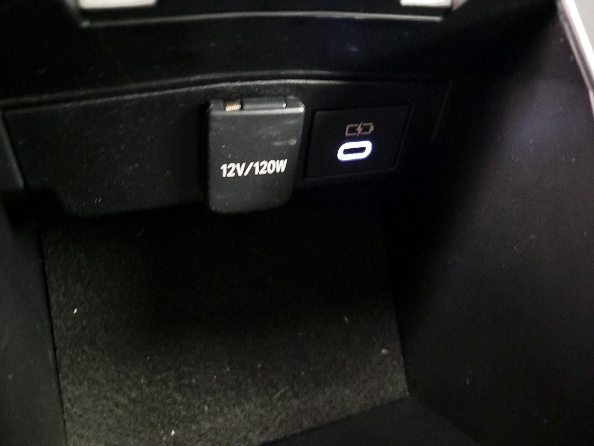 Thumbnail: 2023 Toyota Corolla - 18