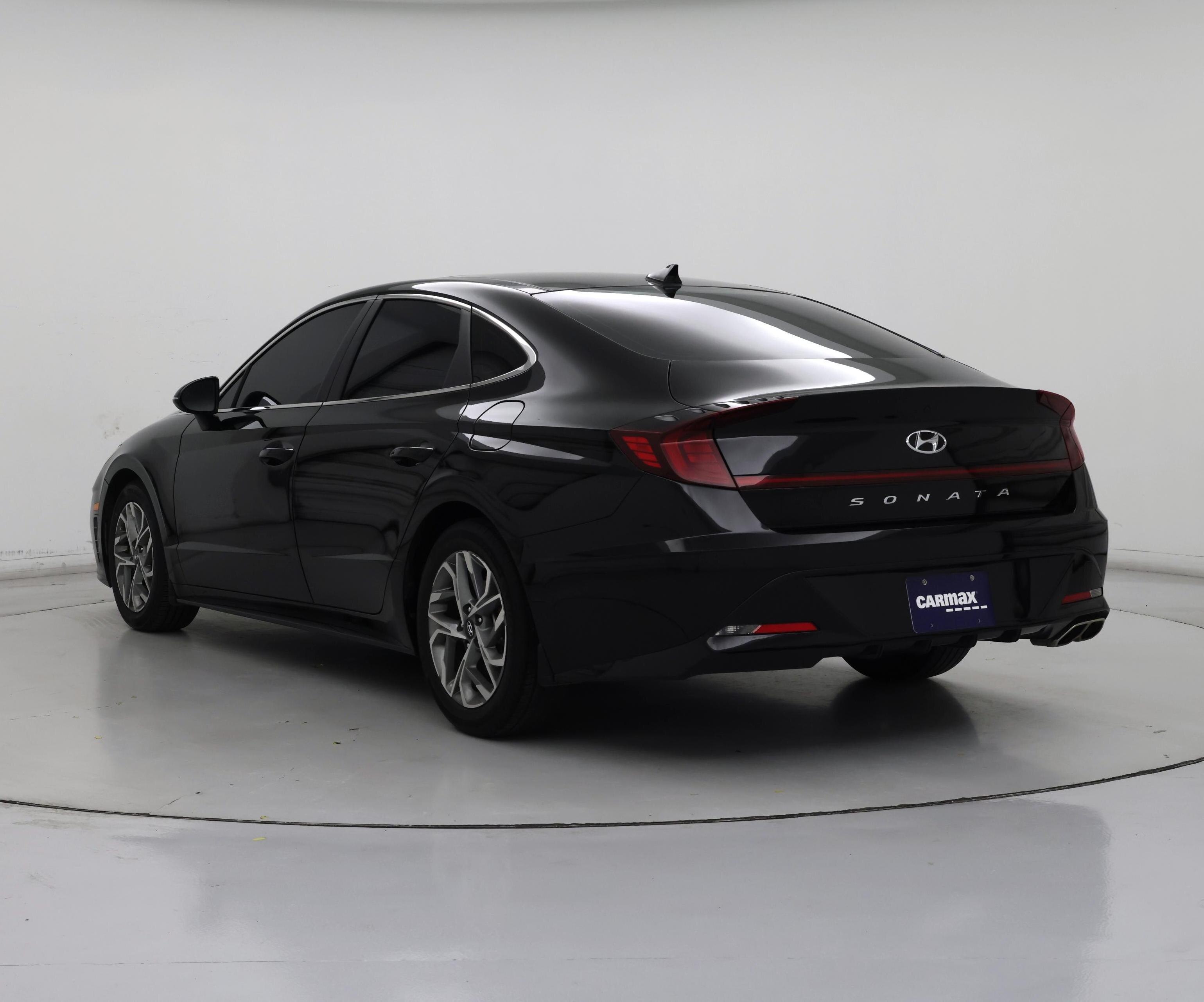 Thumbnail: 2023 Hyundai Sonata - 2