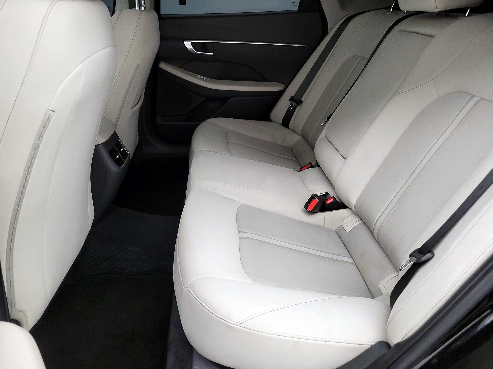 Thumbnail: 2023 Hyundai Sonata - 19