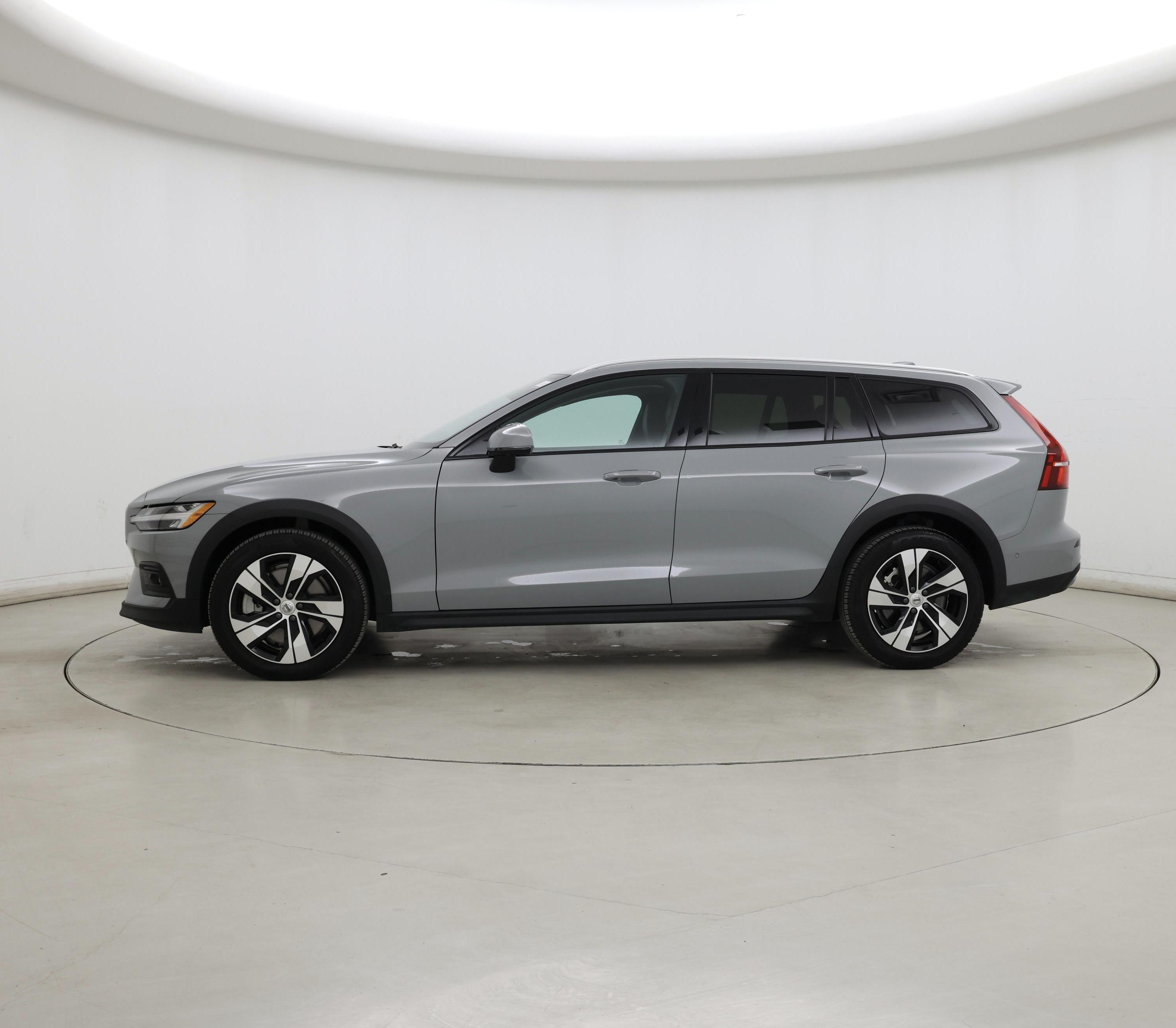 Thumbnail: 2025 Volvo S60 - 3