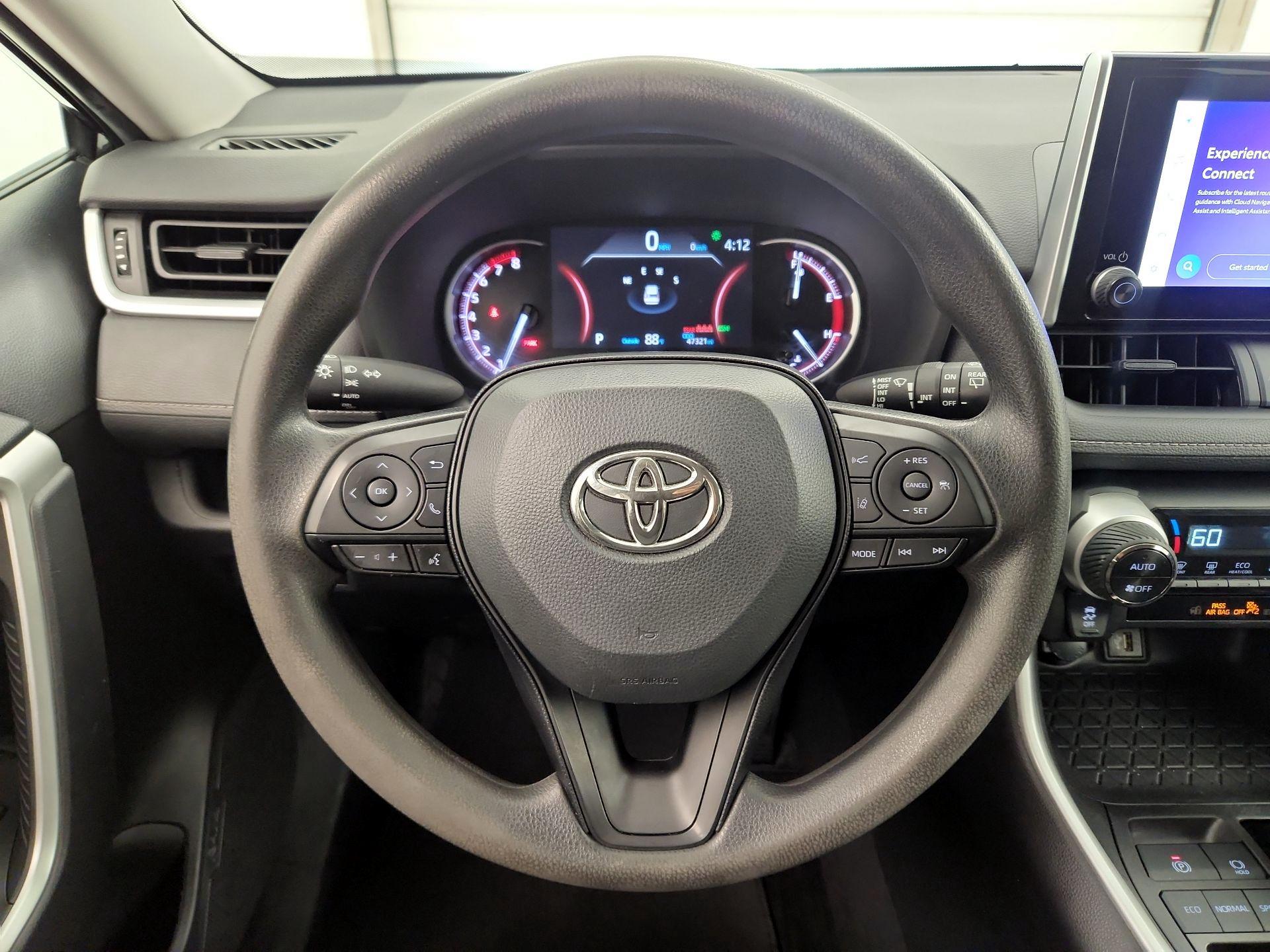 Thumbnail: 2023 Toyota RAV4 - 10