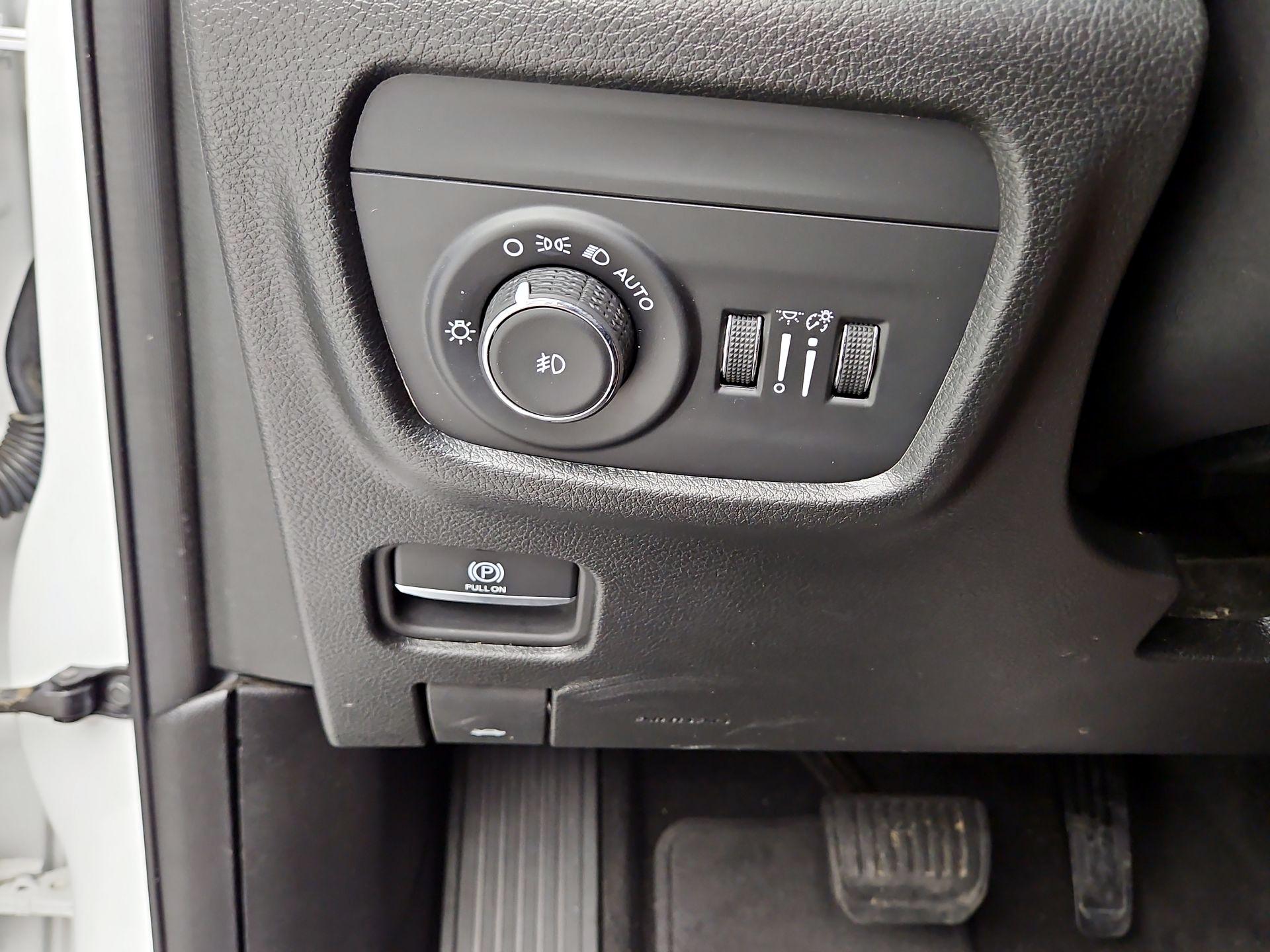 Thumbnail: 2024 Jeep Grand Cherokee - 13