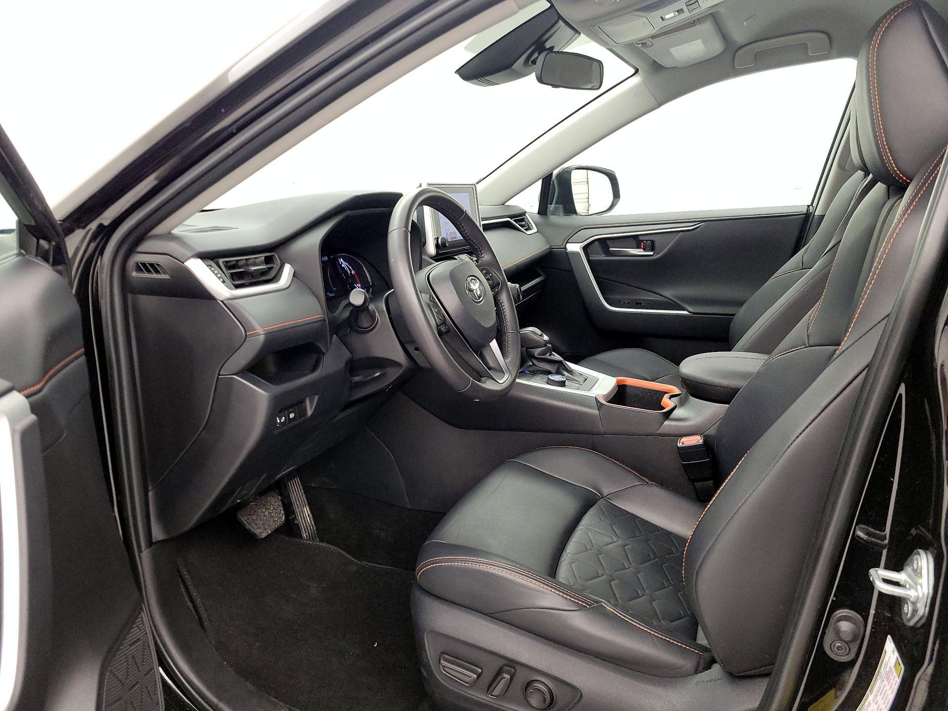 Thumbnail: 2024 Toyota RAV4 - 11