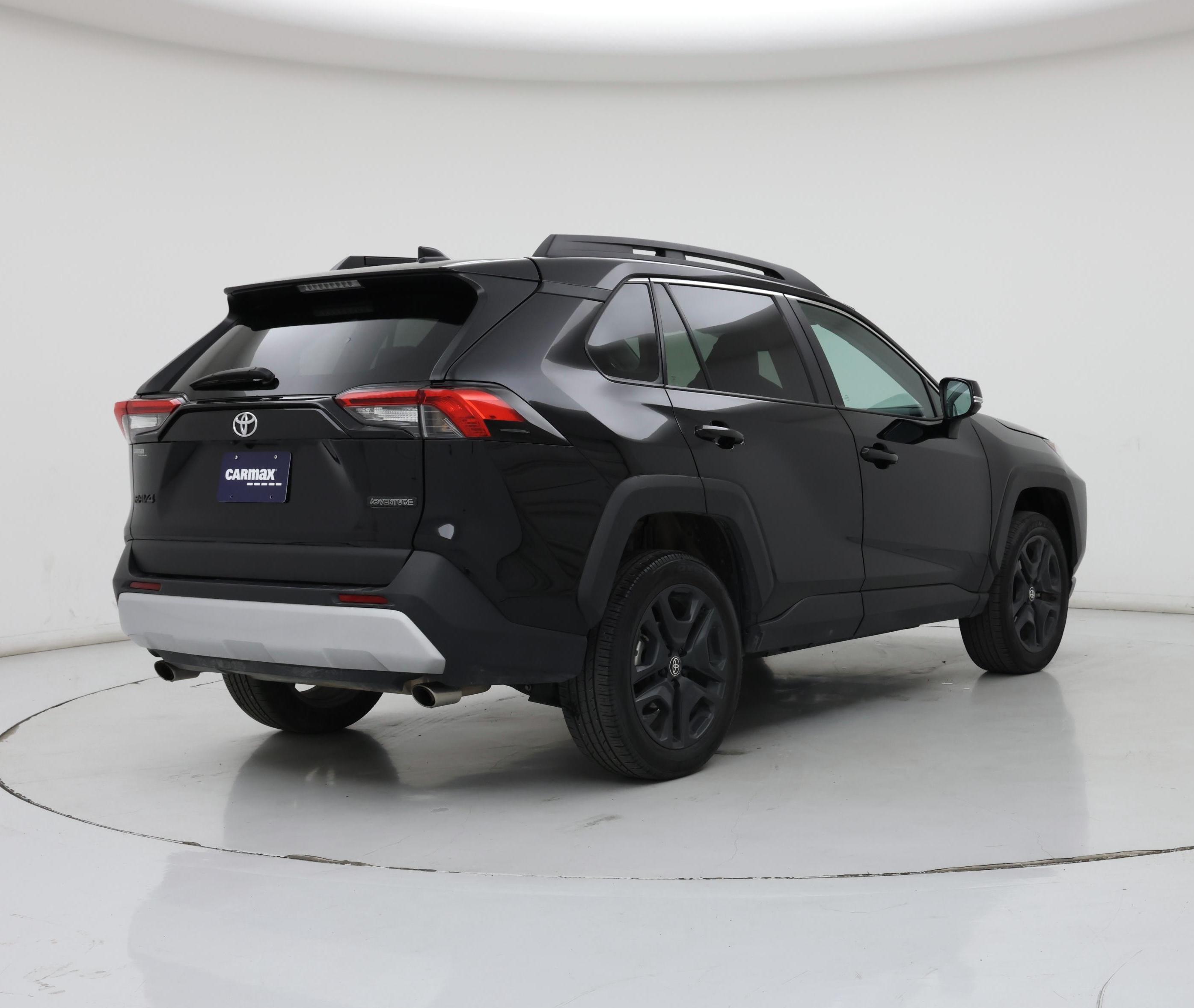 Thumbnail: 2024 Toyota RAV4 - 8