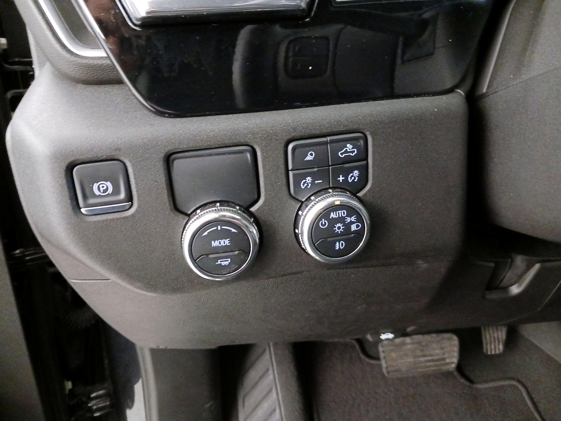 Thumbnail: 2025 GMC Sierra 1500 - 13