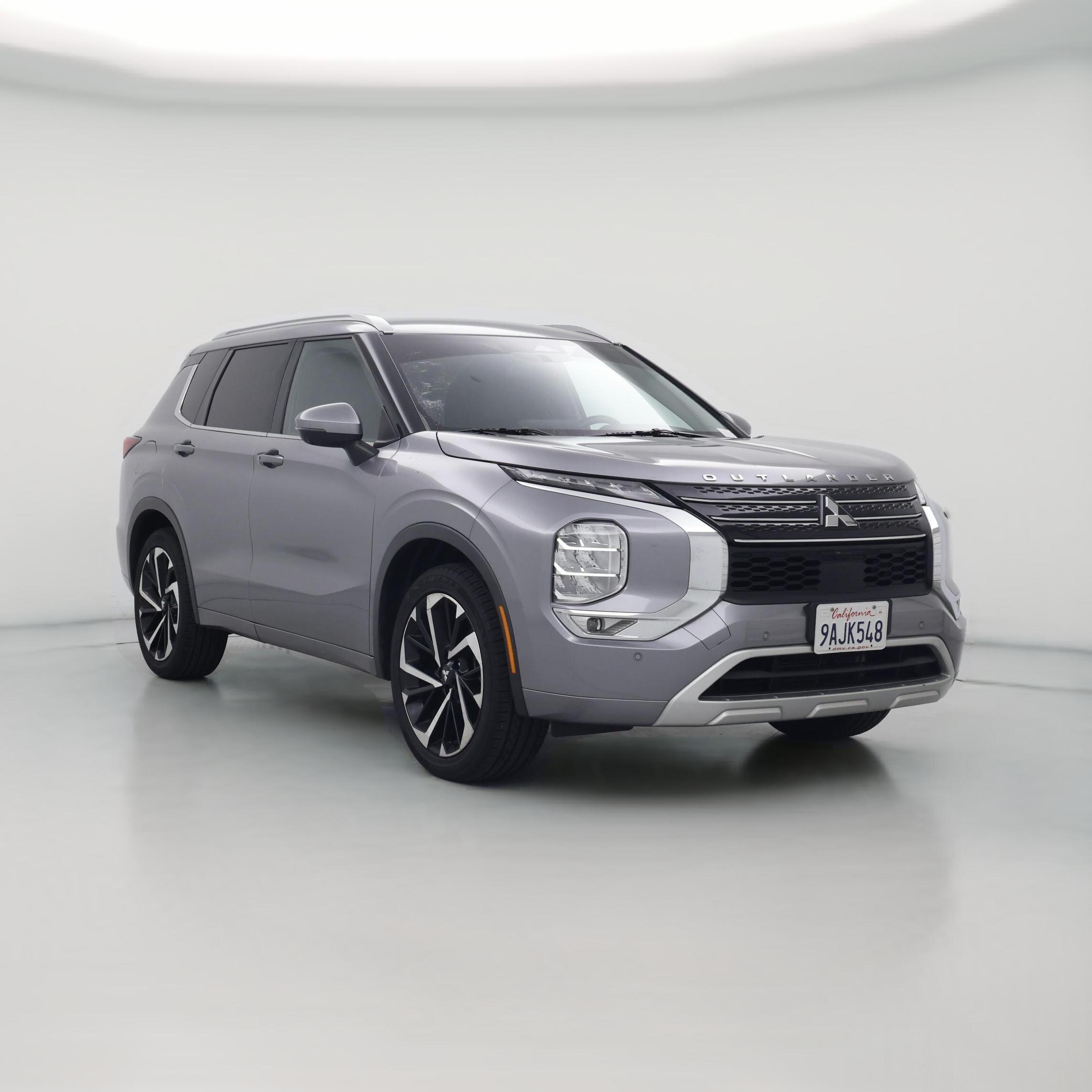 Thumbnail: 2022 Mitsubishi Outlander - 1