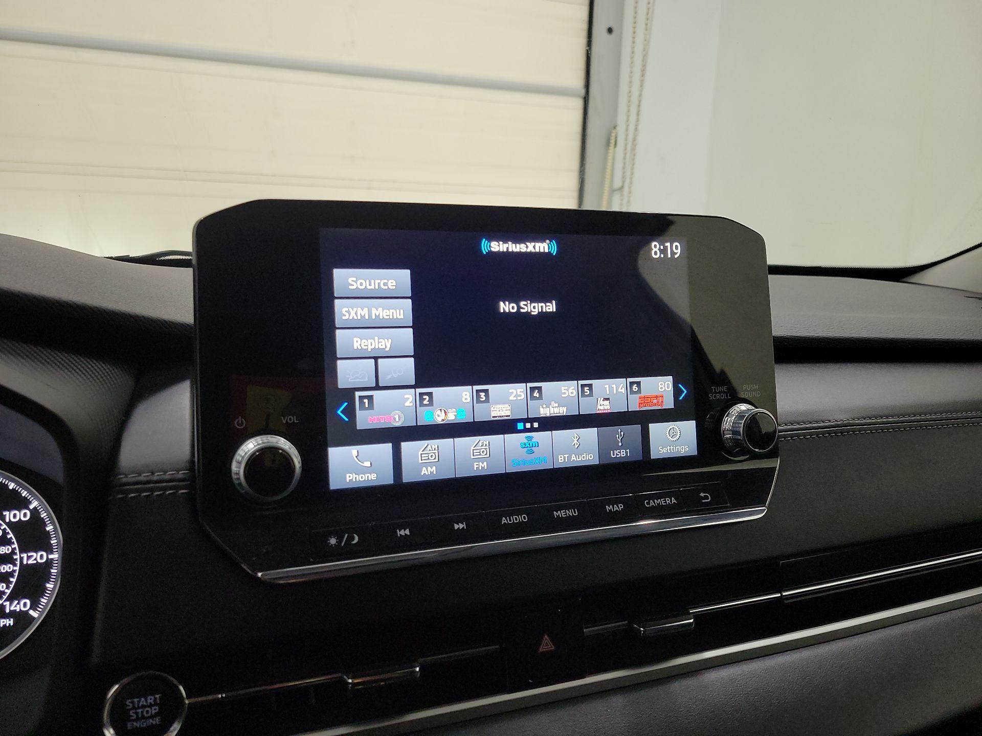 Thumbnail: 2022 Mitsubishi Outlander - 16