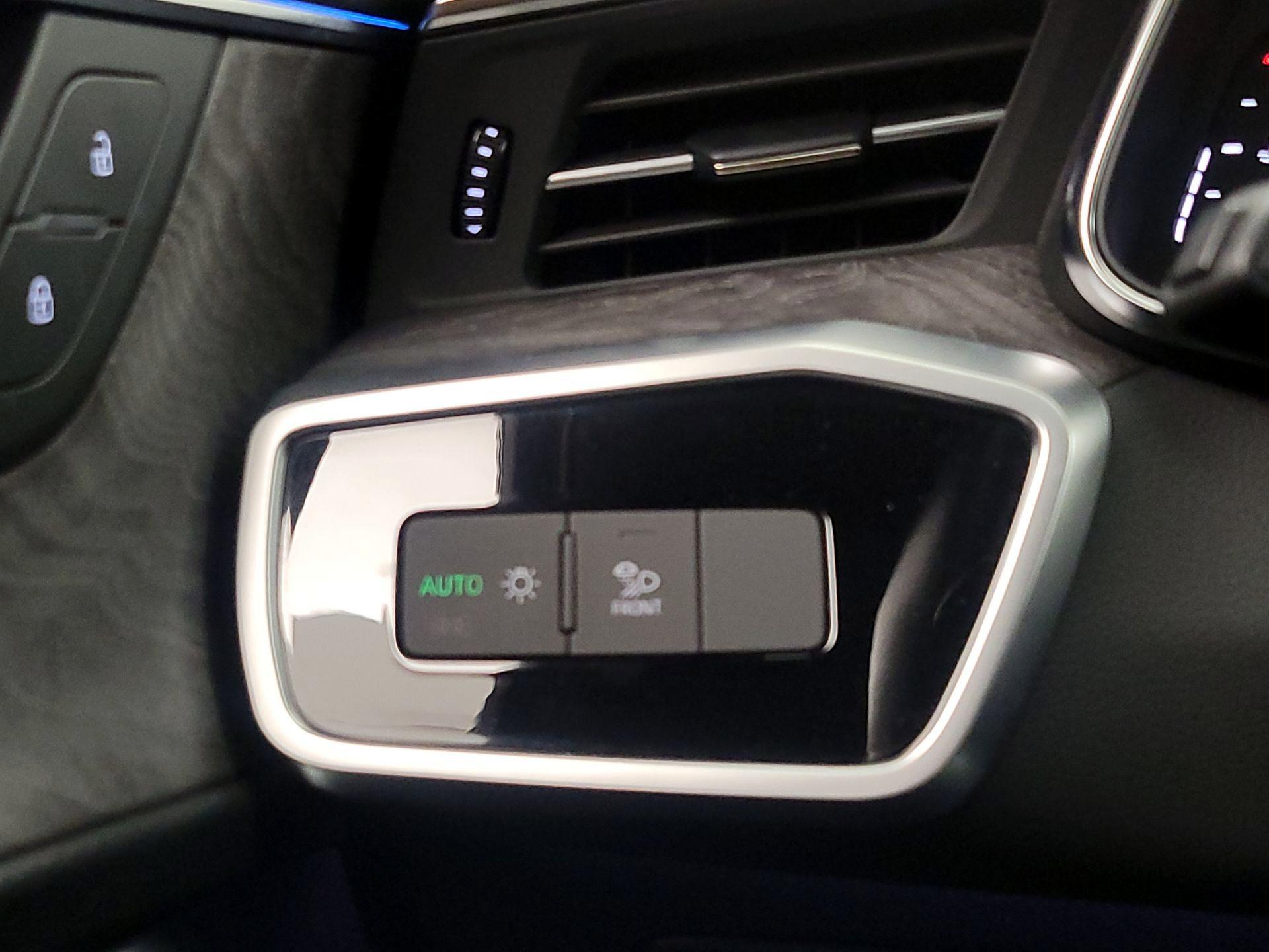 Thumbnail: 2024 Audi A6 - 13