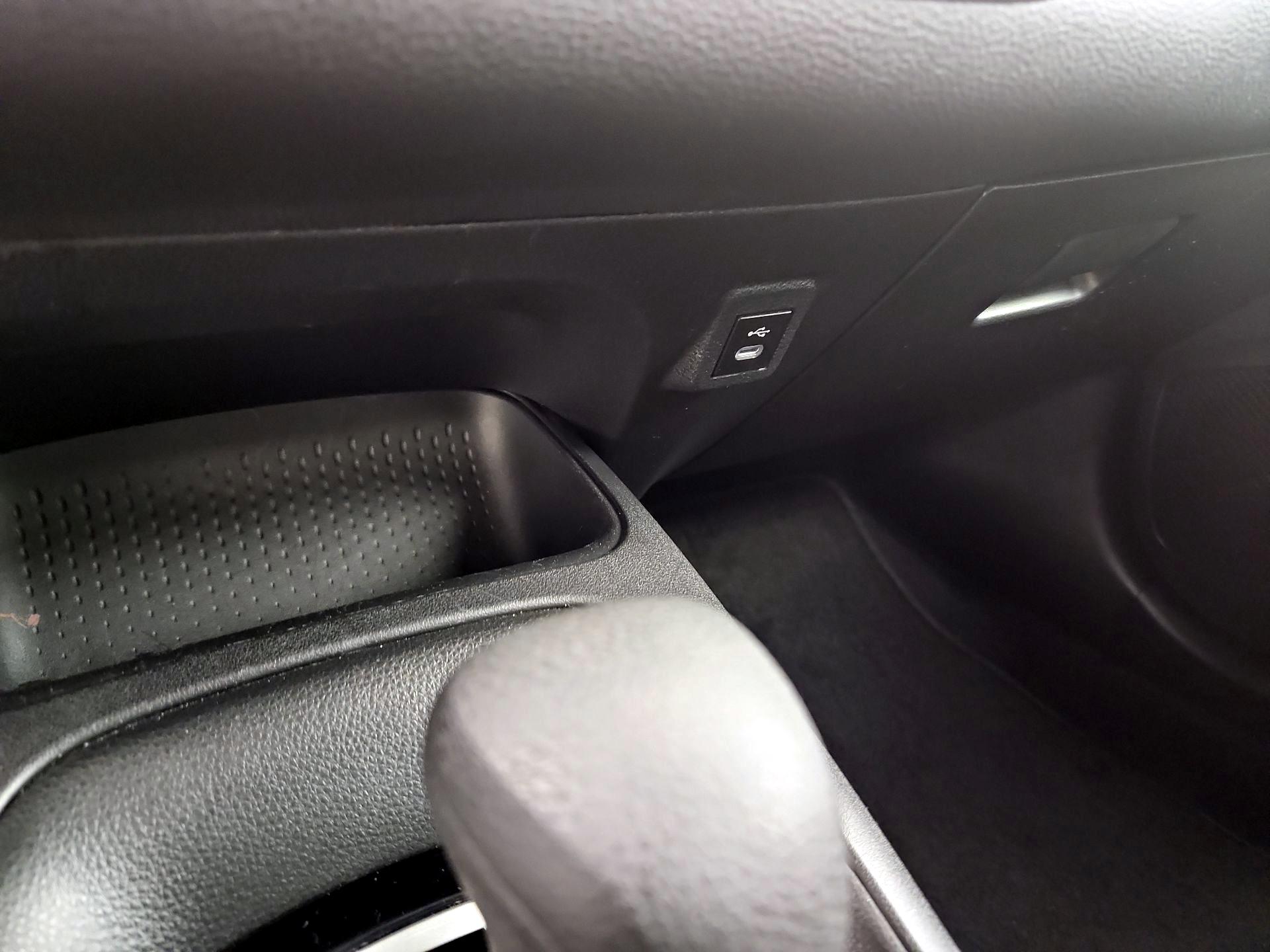 Thumbnail: 2024 Toyota Corolla - 18