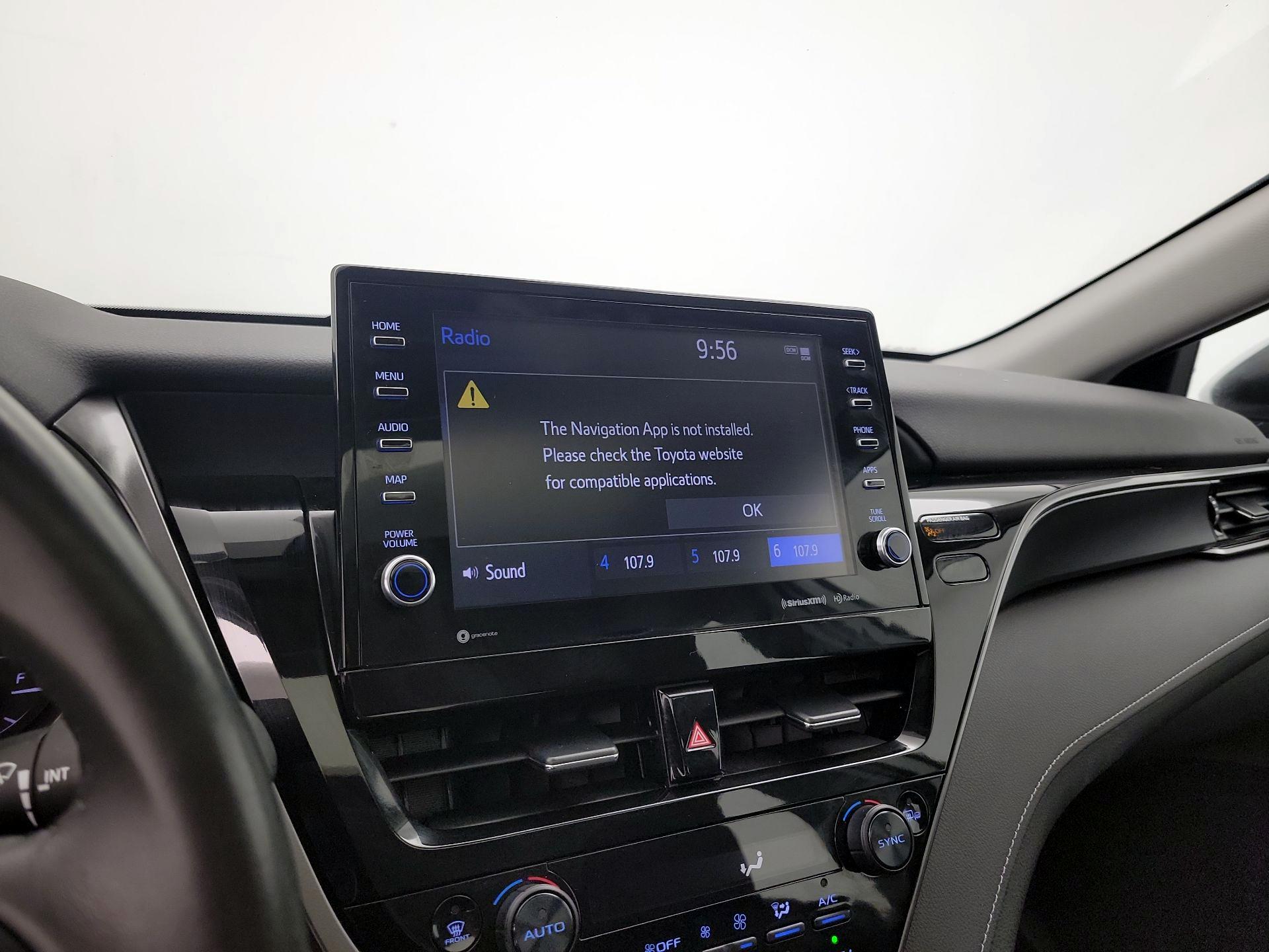 Thumbnail: 2022 Toyota Camry - 14