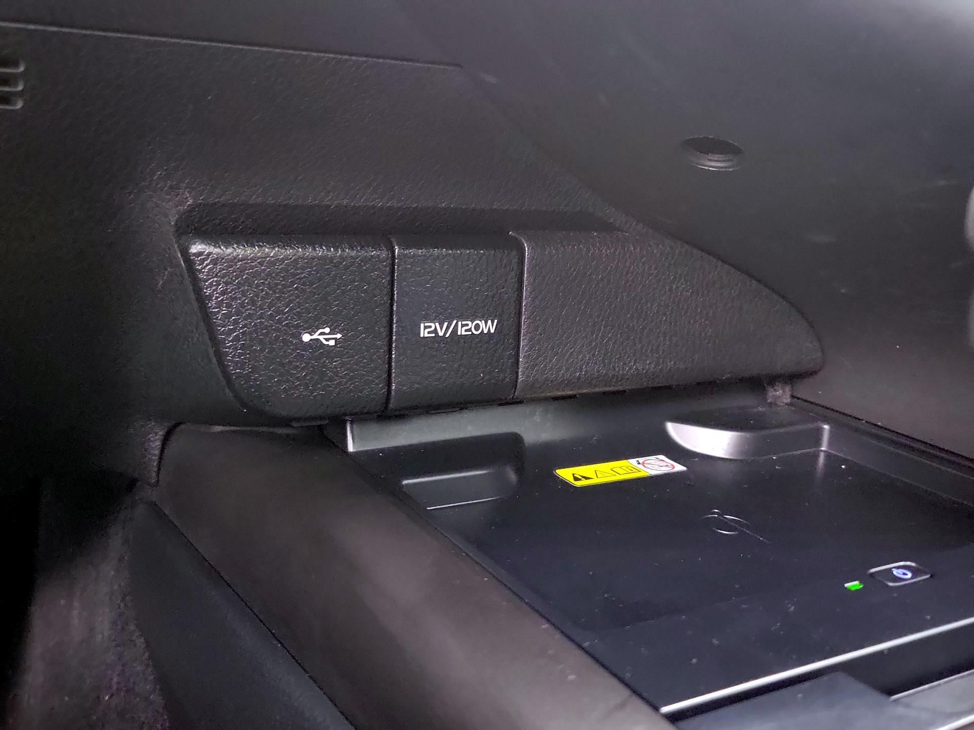 Thumbnail: 2022 Toyota Camry - 19