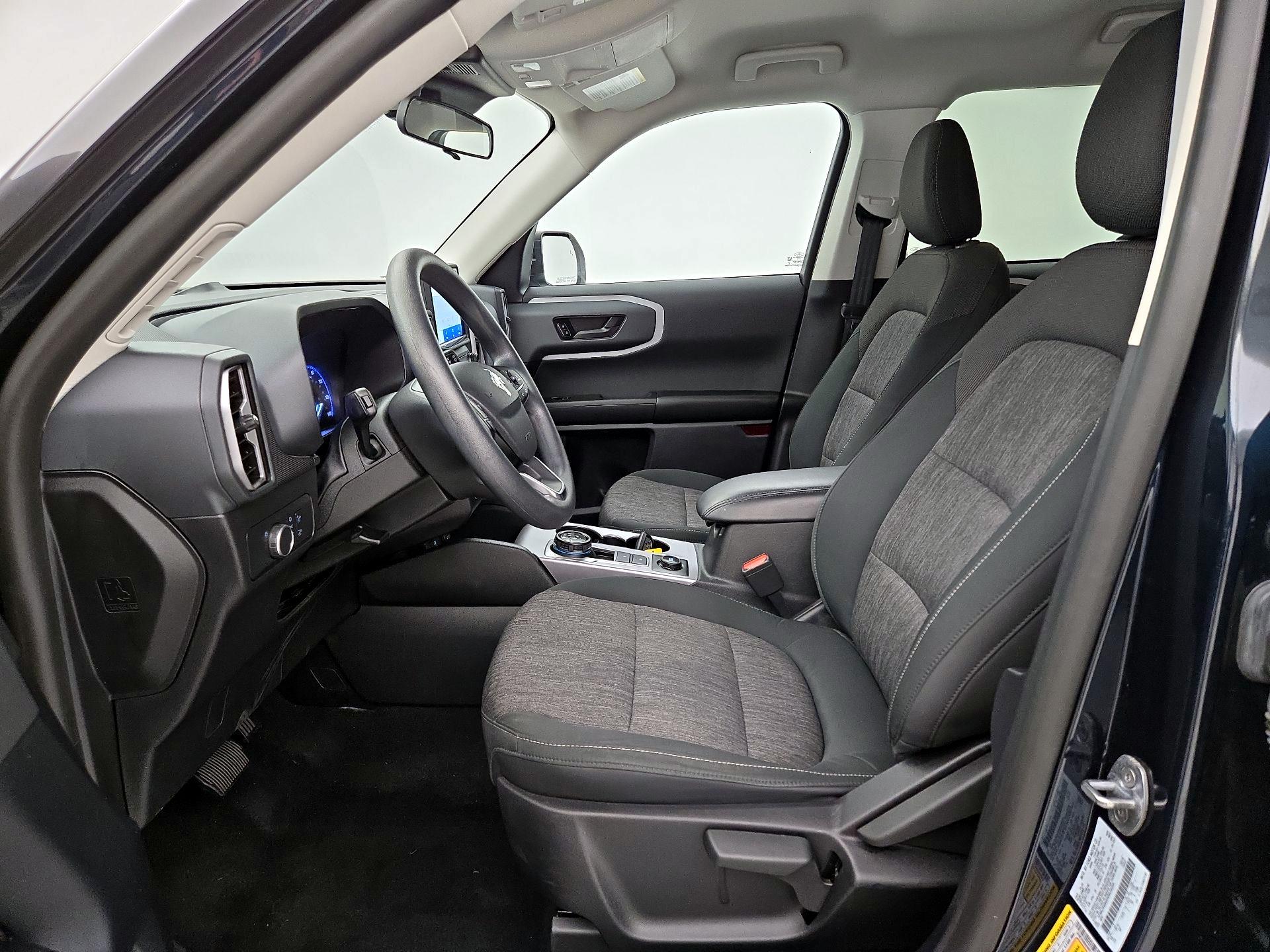 Thumbnail: 2022 Ford Bronco Sport - 11