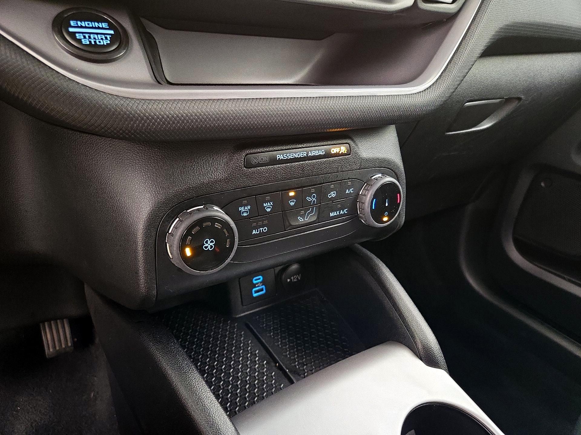 Thumbnail: 2022 Ford Bronco Sport - 16