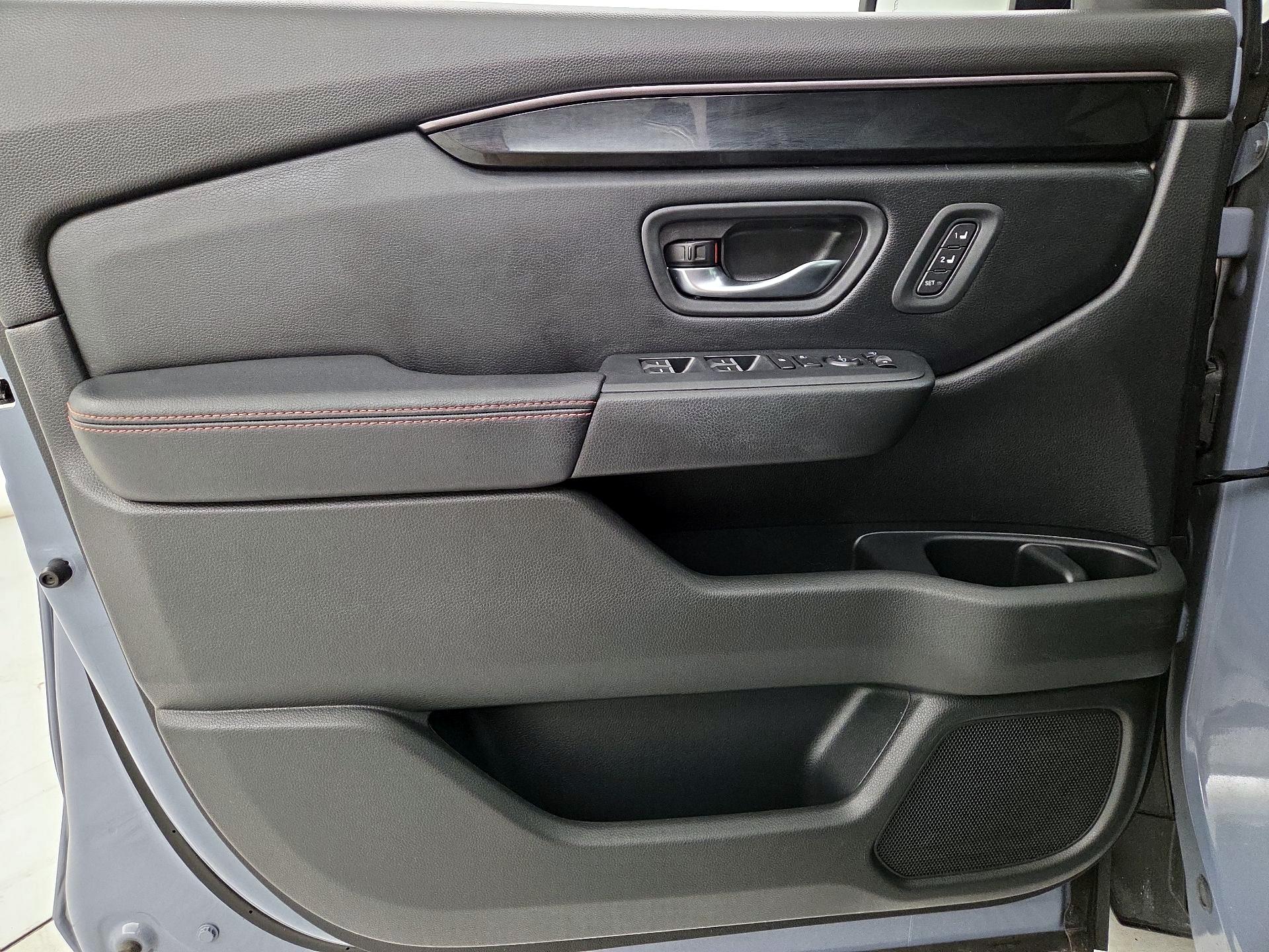 Thumbnail: 2025 Honda Pilot - 12